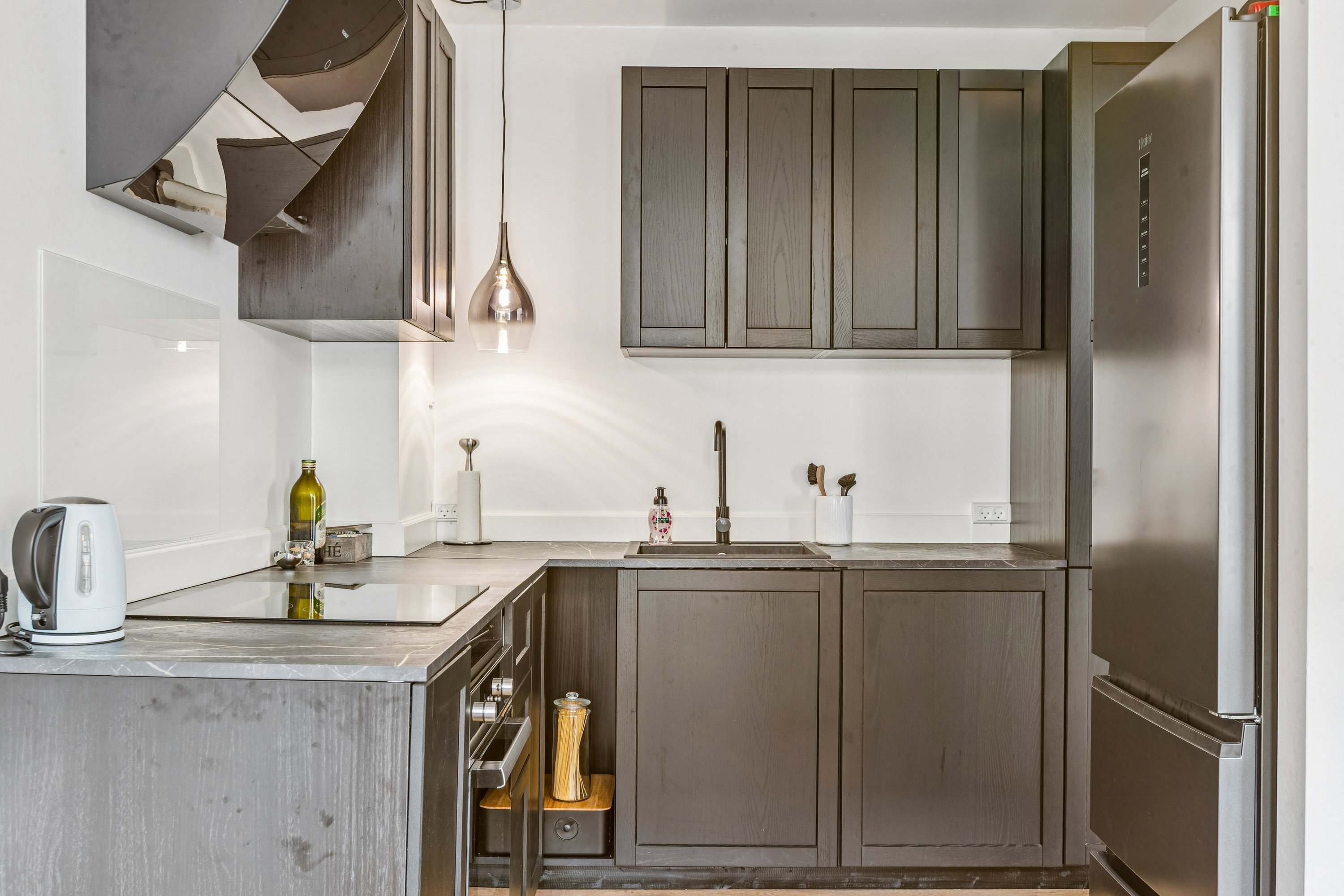 Fremhævet køkken billede i fuldskærmstilstand. Billede af Groskenstræde 3, 1. tv., 3000 Helsingør