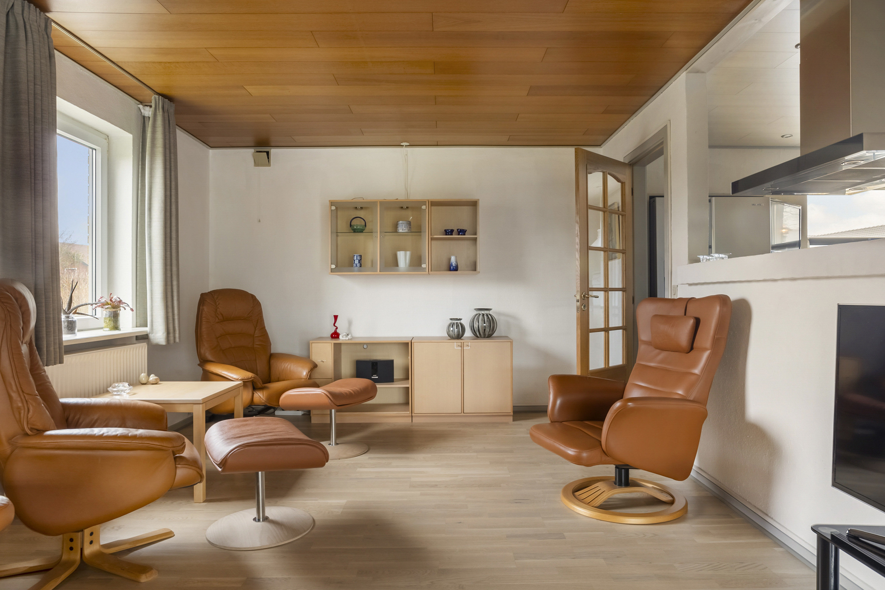 Fremhævet stue billede i fuldskærmstilstand. Billede af Orionvej 1, 6600 Vejen