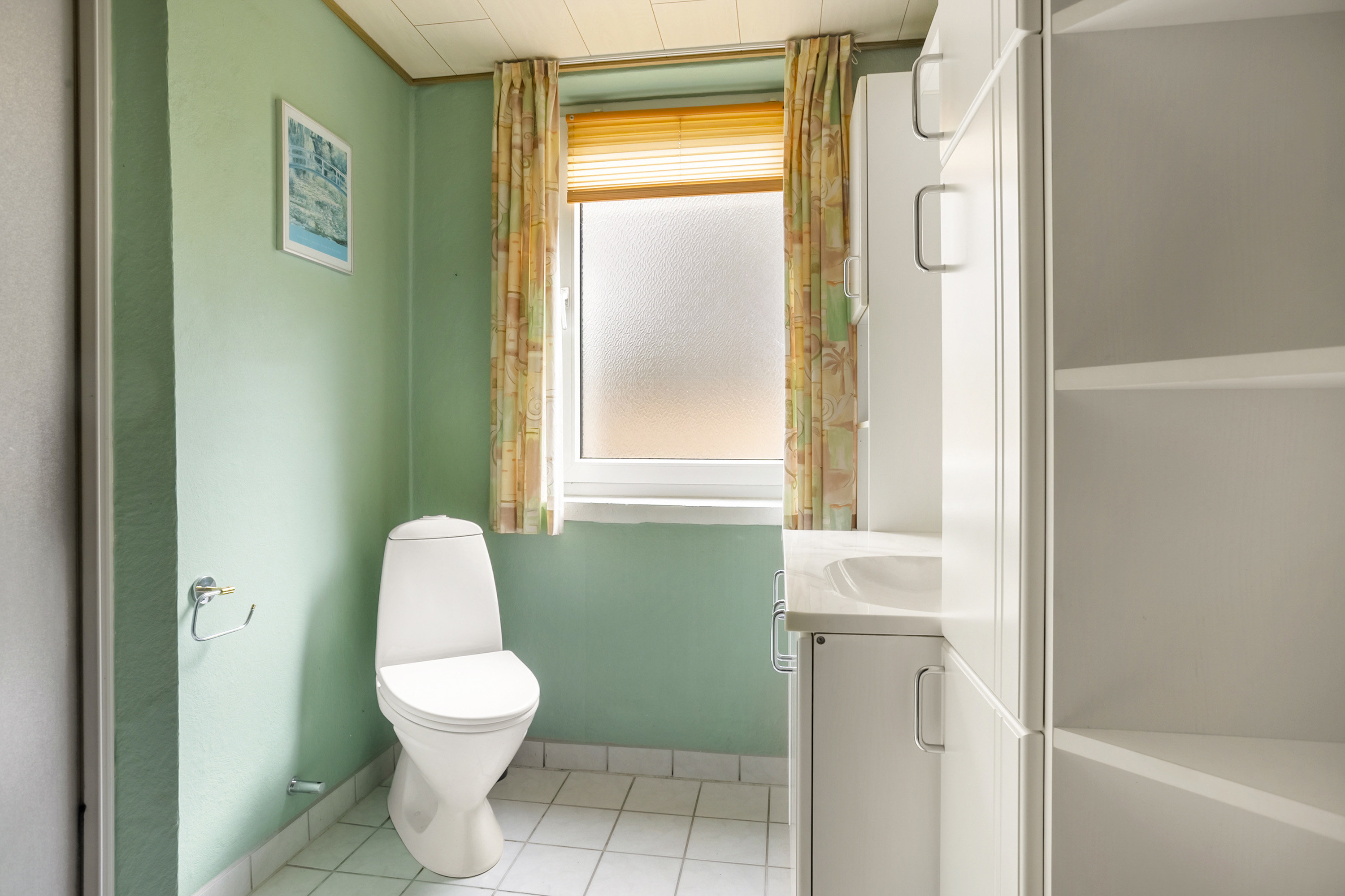 Fremhævet badeværelse billede i fuldskærmstilstand. Billede af Orionvej 1, 6600 Vejen