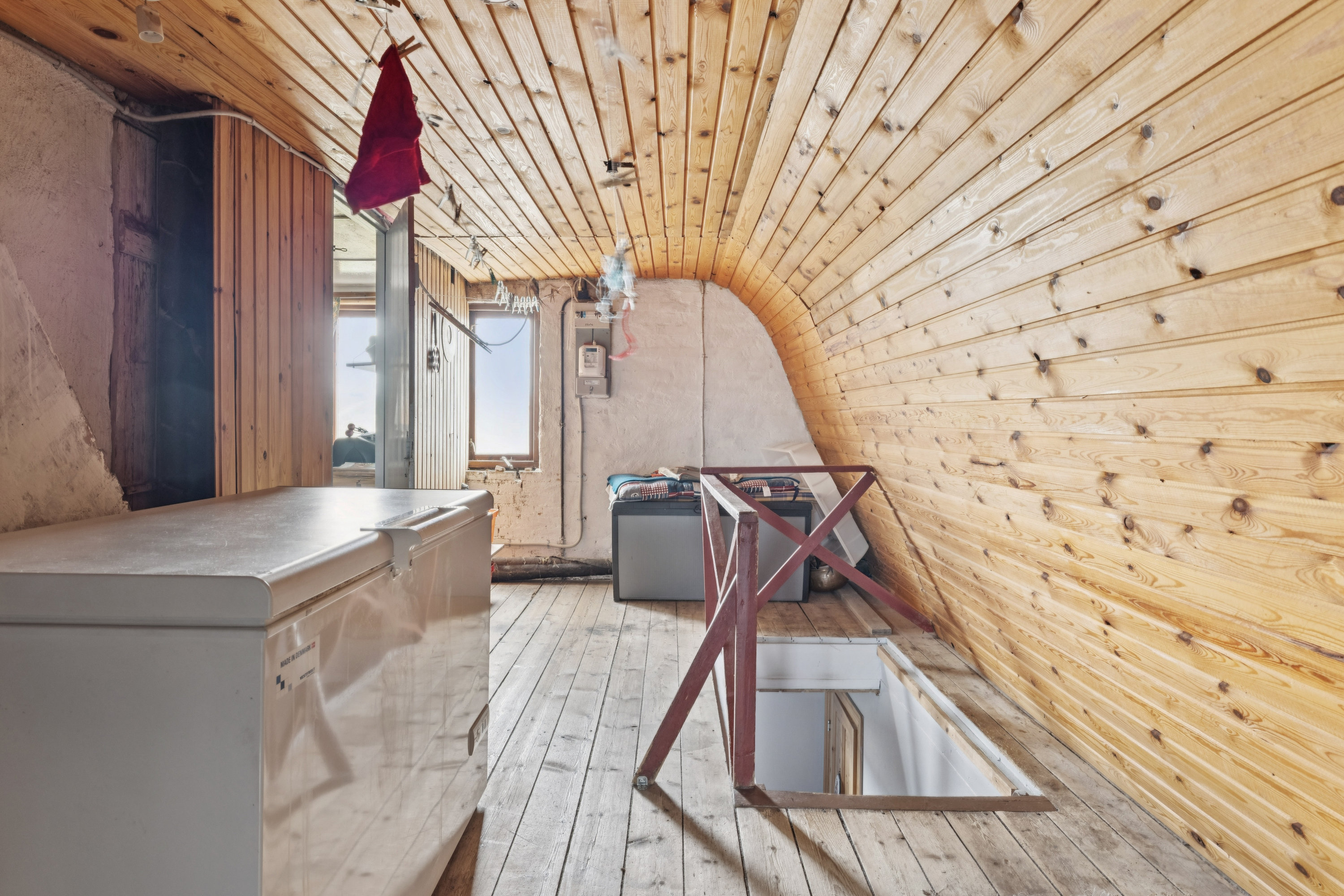 Fremhævet hems billede i fuldskærmstilstand. Billede af Kolåvej 4, Egens, 8410 Rønde