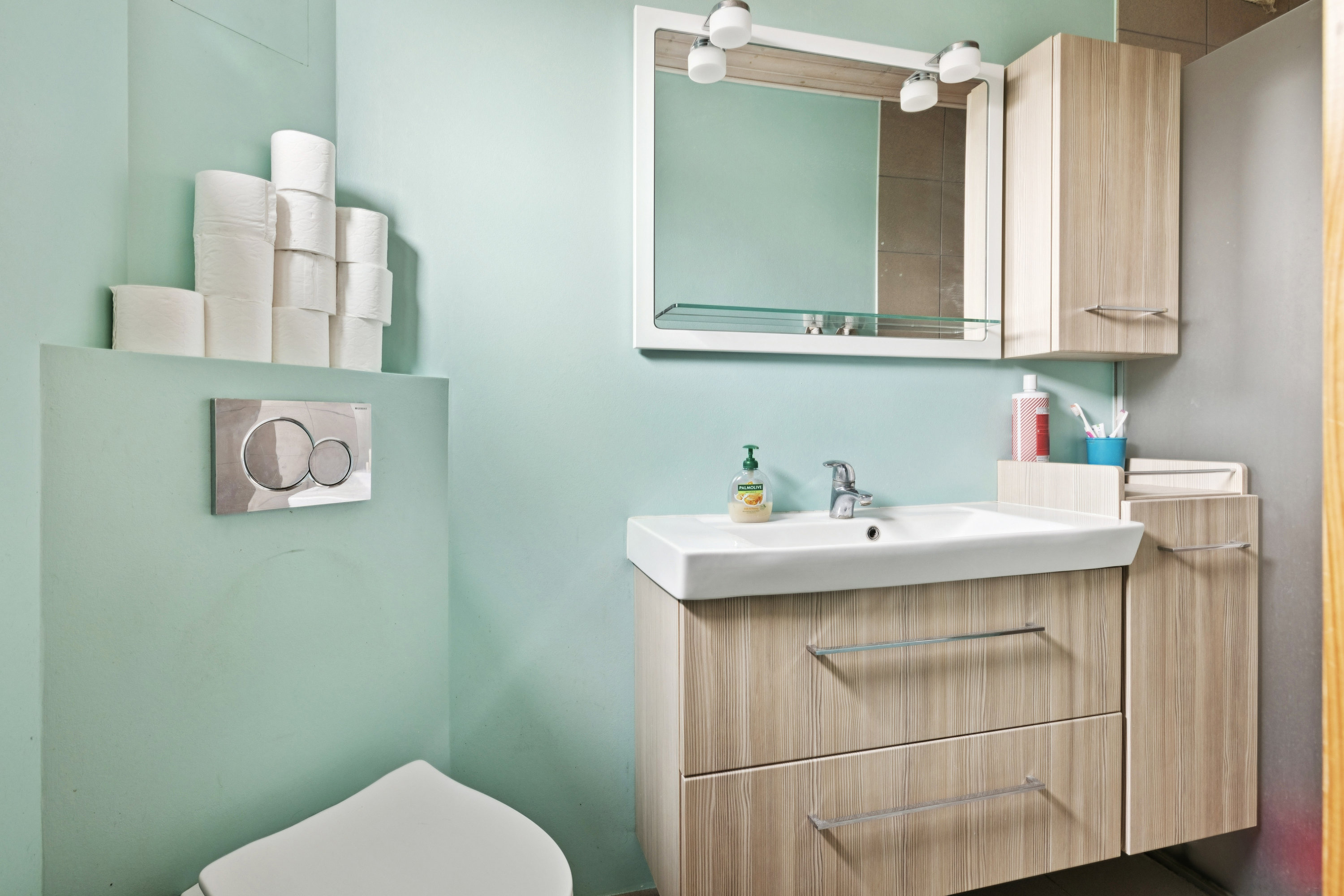 Fremhævet badeværelse billede i fuldskærmstilstand. Billede af Kolåvej 4, Egens, 8410 Rønde