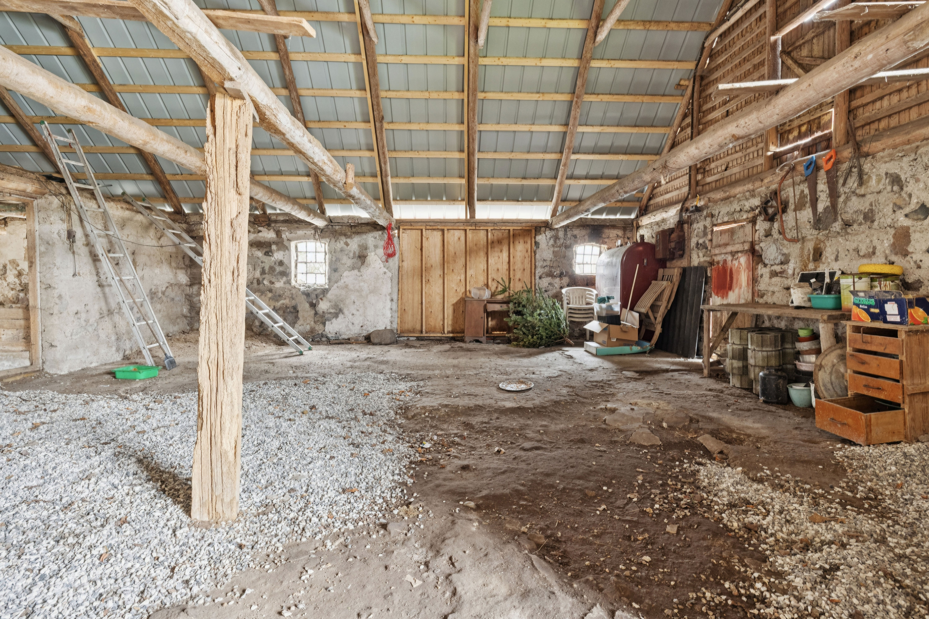 Fremhævet stald billede i fuldskærmstilstand. Billede af Kolåvej 4, Egens, 8410 Rønde