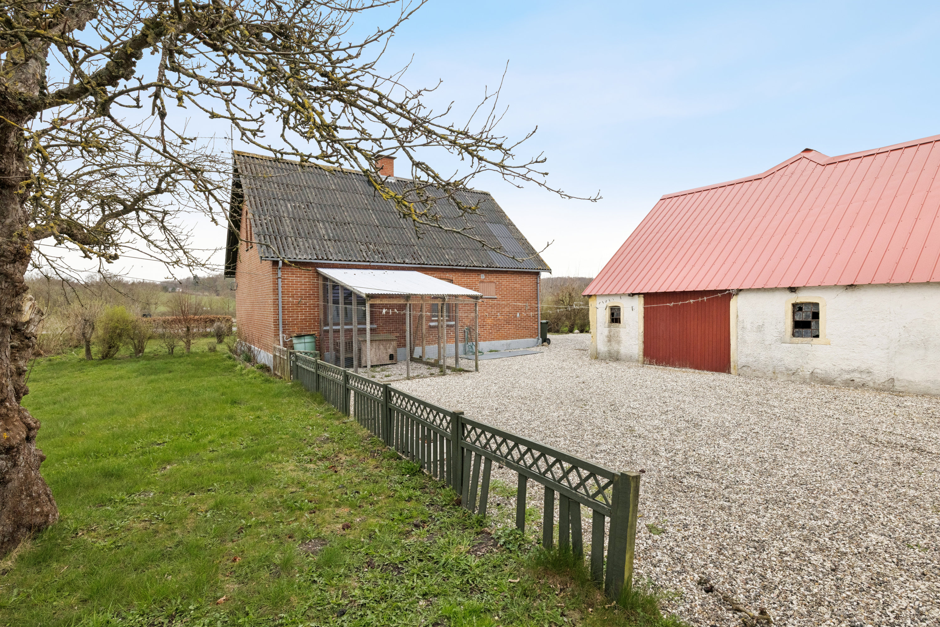 Fremhævet andet billede i fuldskærmstilstand. Billede af Kolåvej 4, Egens, 8410 Rønde