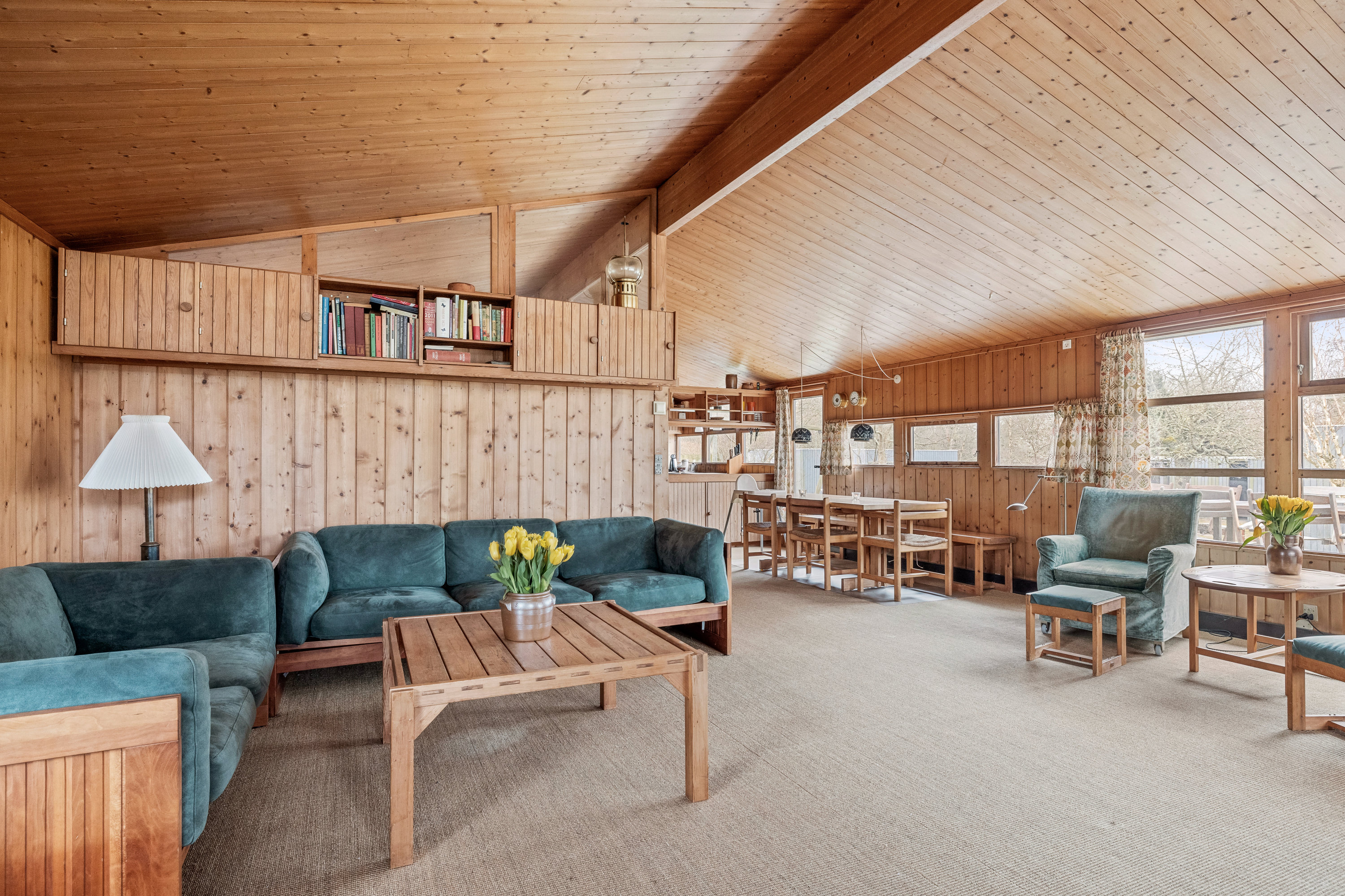 Fremhævet stue billede i fuldskærmstilstand. Billede af Stavnsborgvej 37, Gjerrild, 8500 Grenaa