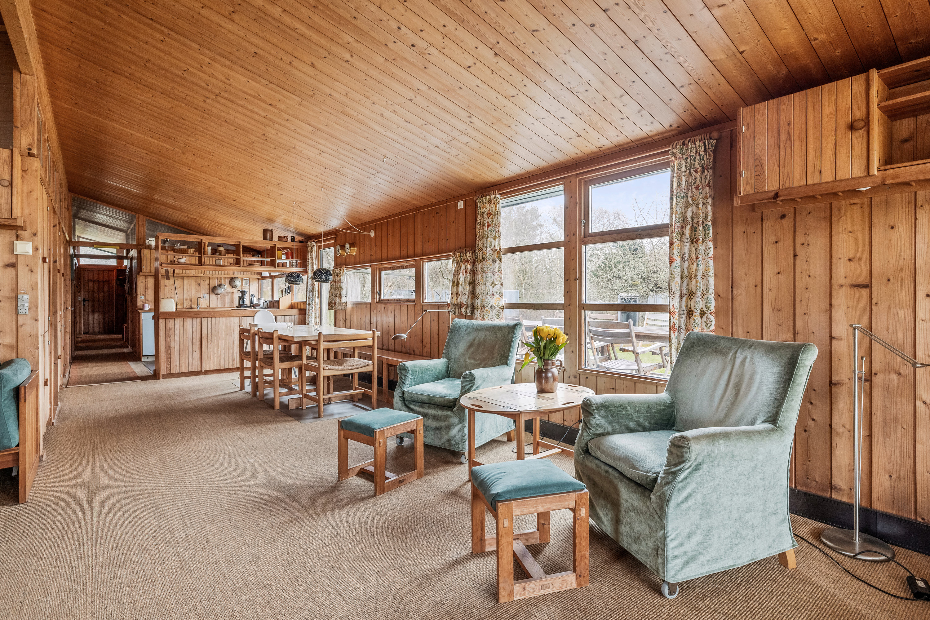 Fremhævet stue billede i fuldskærmstilstand. Billede af Stavnsborgvej 37, Gjerrild, 8500 Grenaa