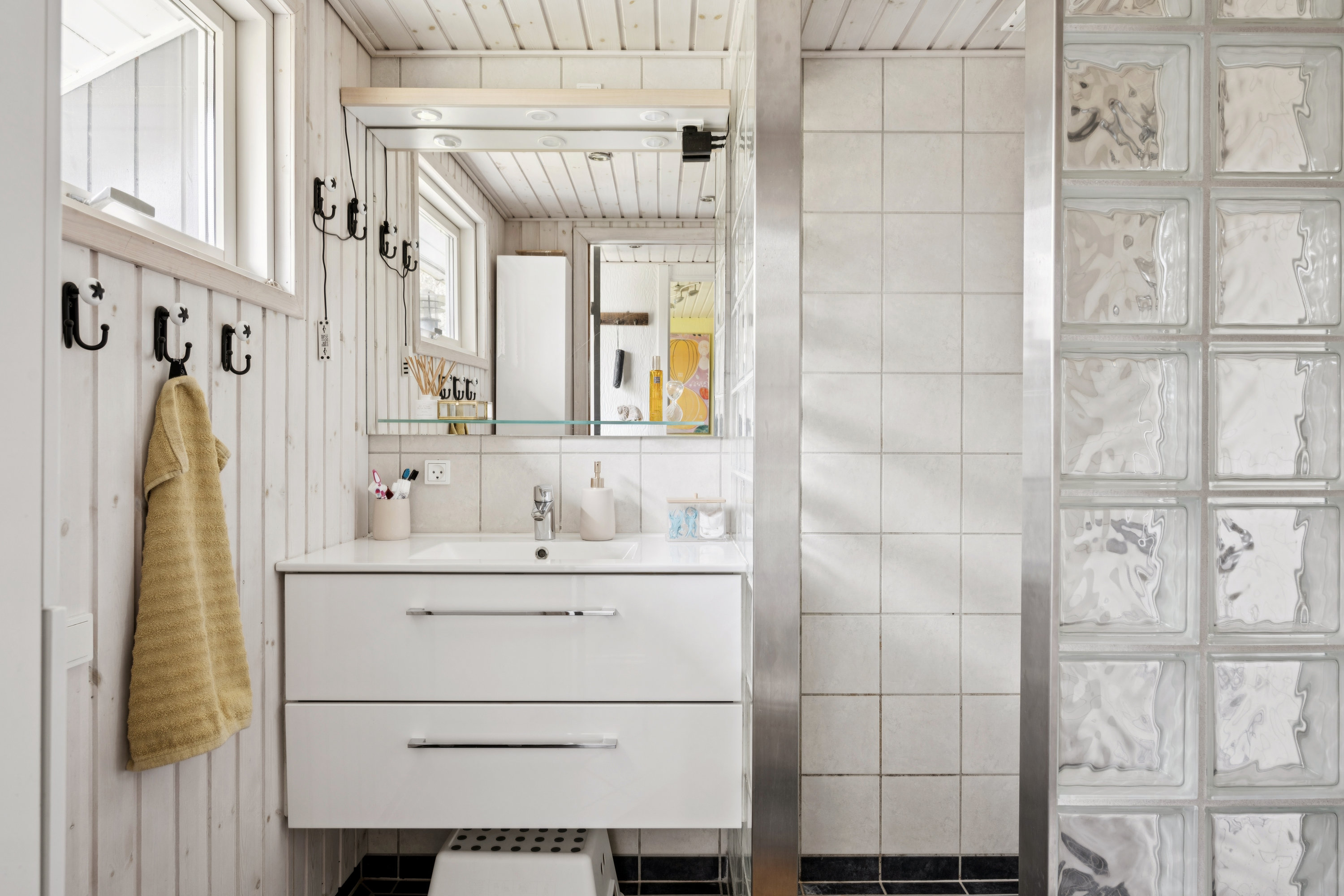 Fremhævet badeværelse billede i fuldskærmstilstand. Billede af Vibevej 2, Skovgårde, 8961 Allingåbro