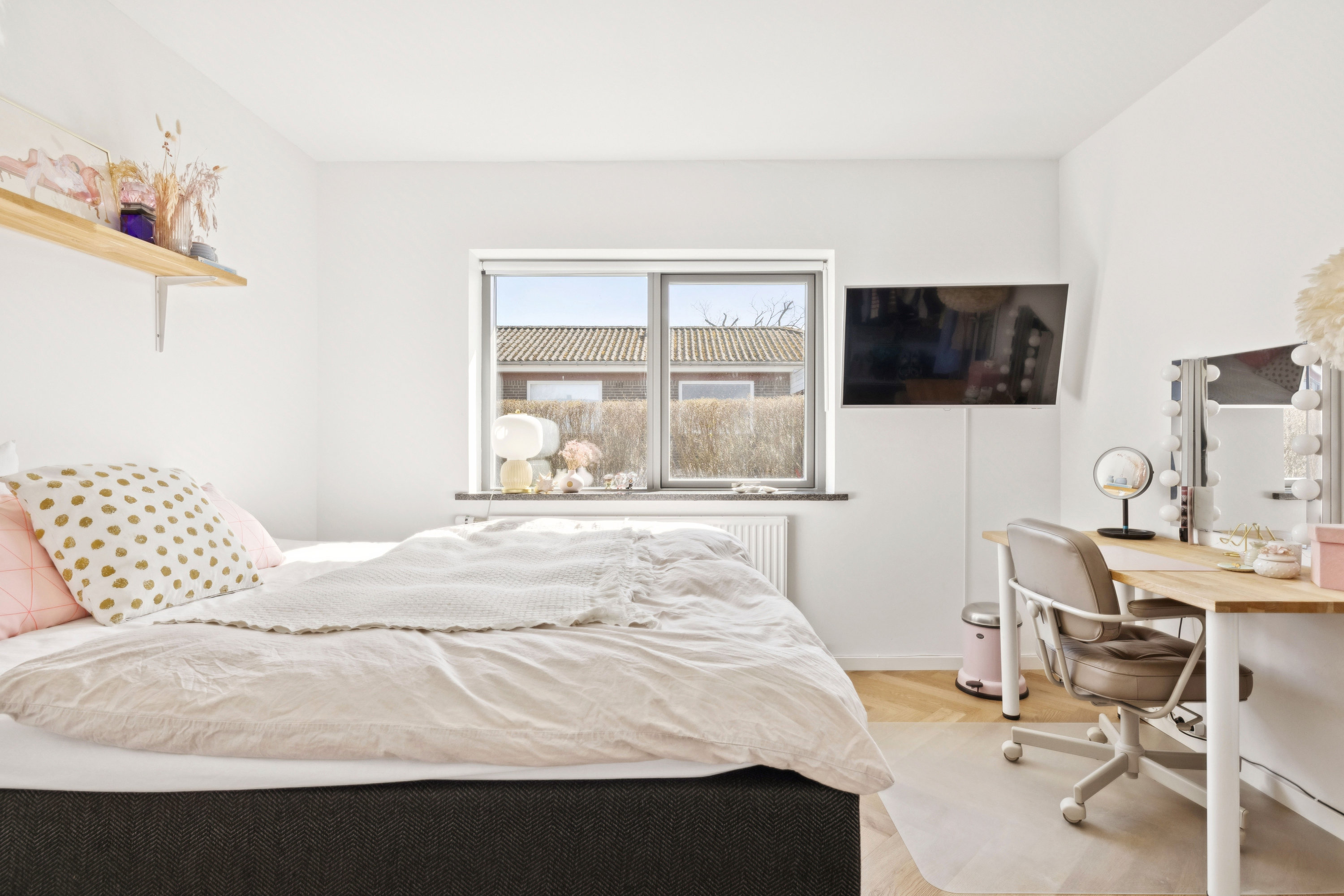 Fremhævet  billede i fuldskærmstilstand. Billede af Solskrænten 50B, Ugelbølle, 8410 Rønde