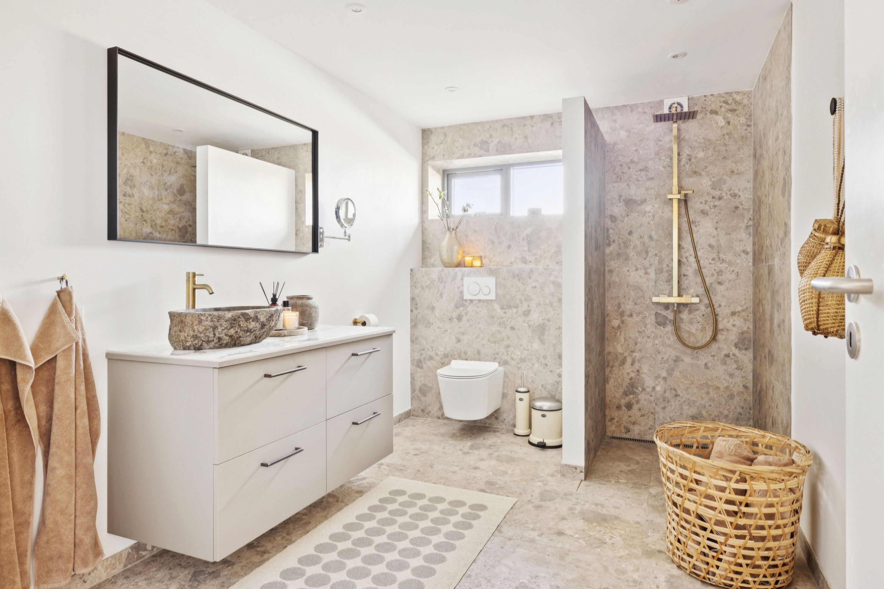 Fremhævet  billede i fuldskærmstilstand. Billede af Solskrænten 50B, Ugelbølle, 8410 Rønde