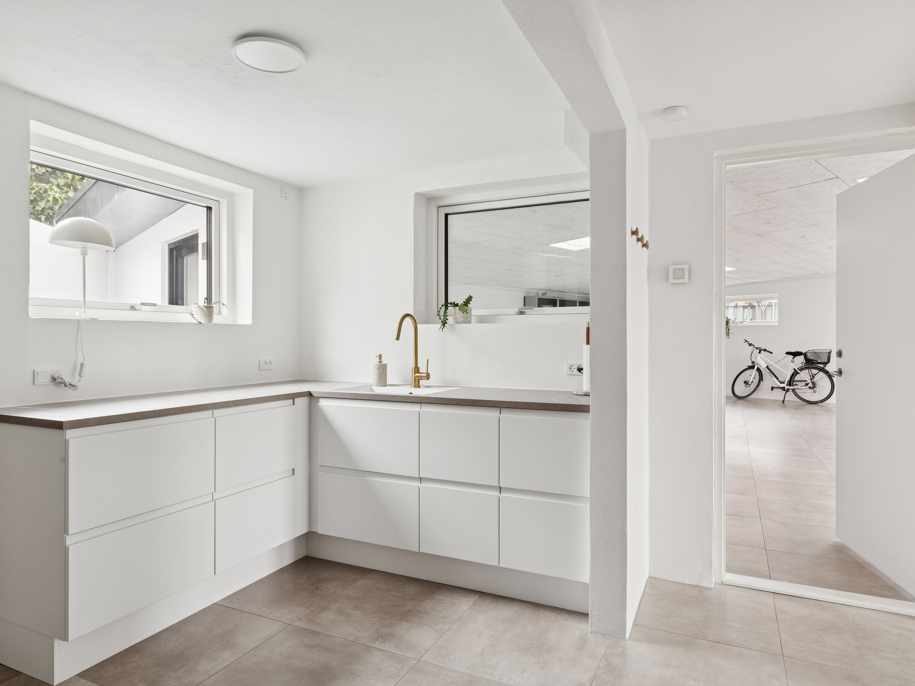 Fremhævet badeværelse billede i fuldskærmstilstand. Billede af Lien 2, 9800 Hjørring