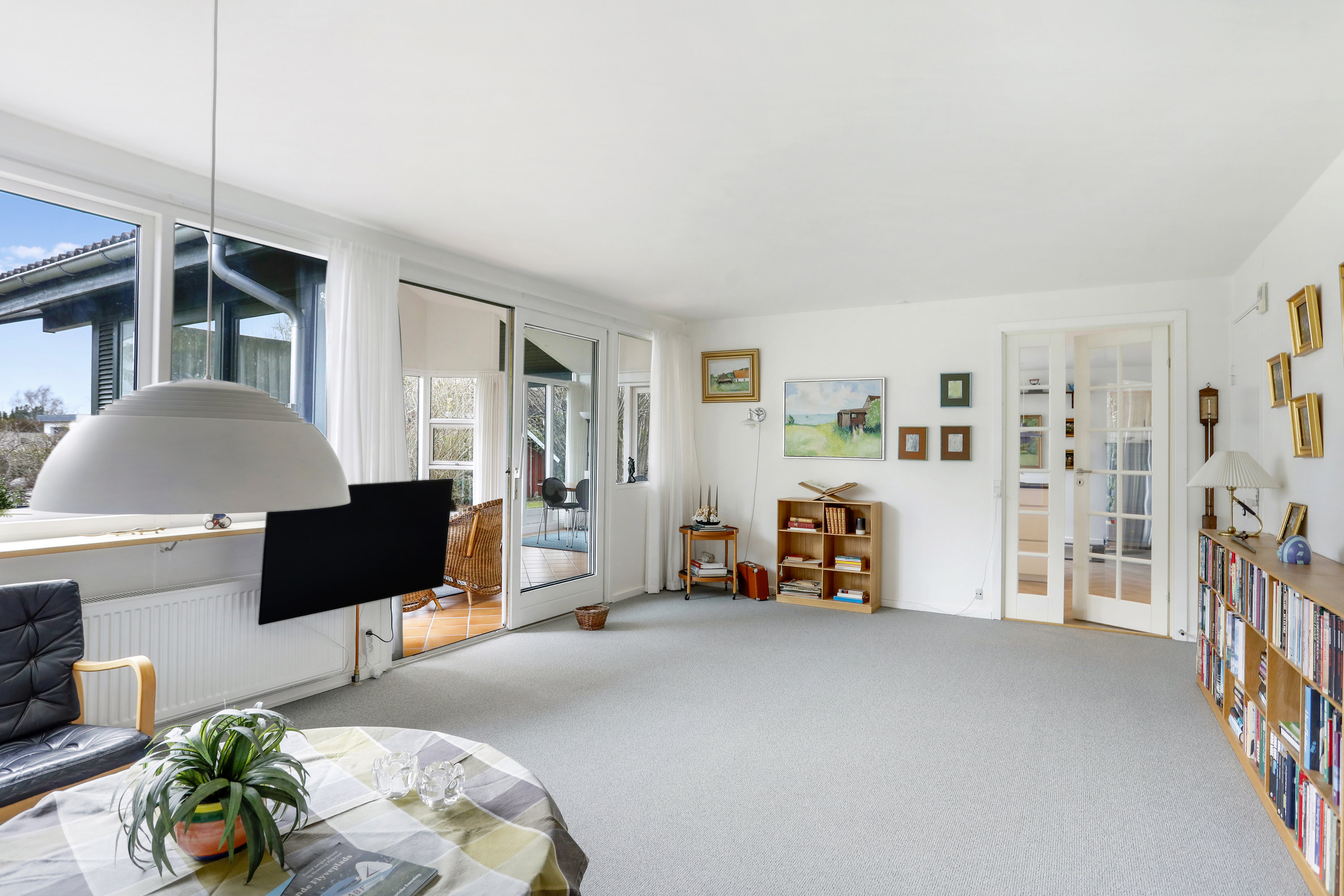 Fremhævet stue billede i fuldskærmstilstand. Billede af Lindeengen 23, 2740 Skovlunde