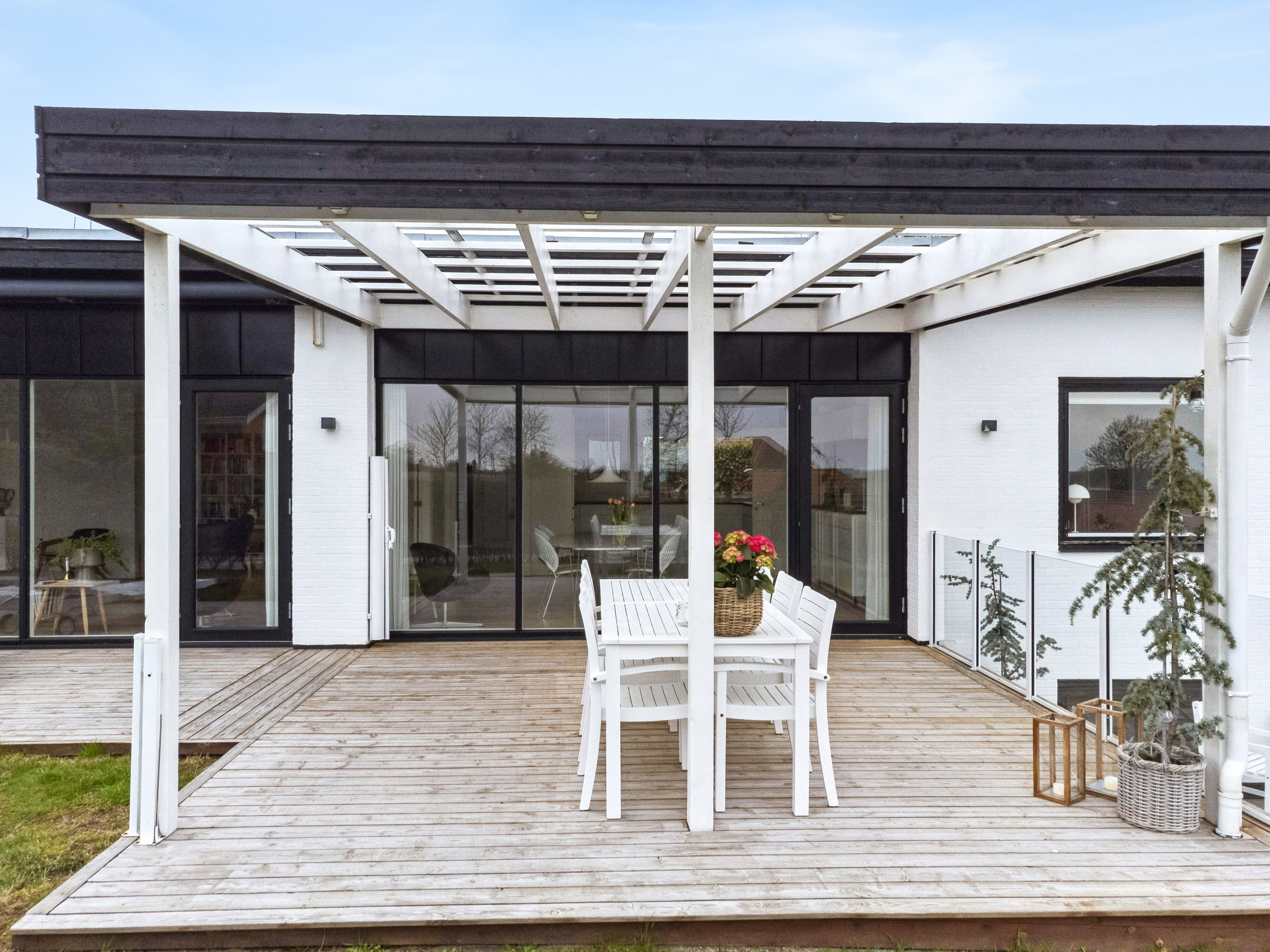 Fremhævet terrasse billede i fuldskærmstilstand. Billede af Lien 2, 9800 Hjørring