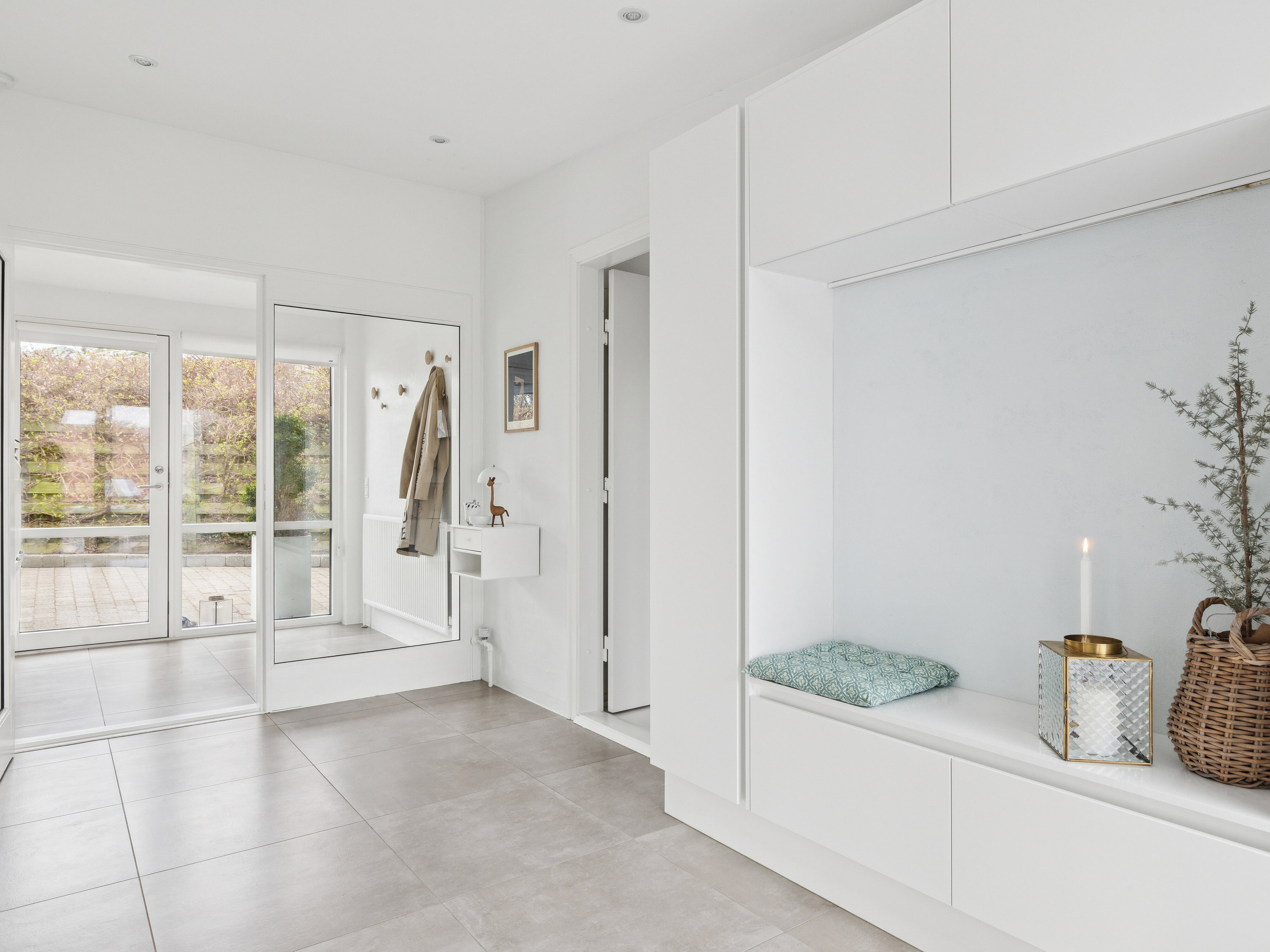 Fremhævet entre billede i fuldskærmstilstand. Billede af Lien 2, 9800 Hjørring