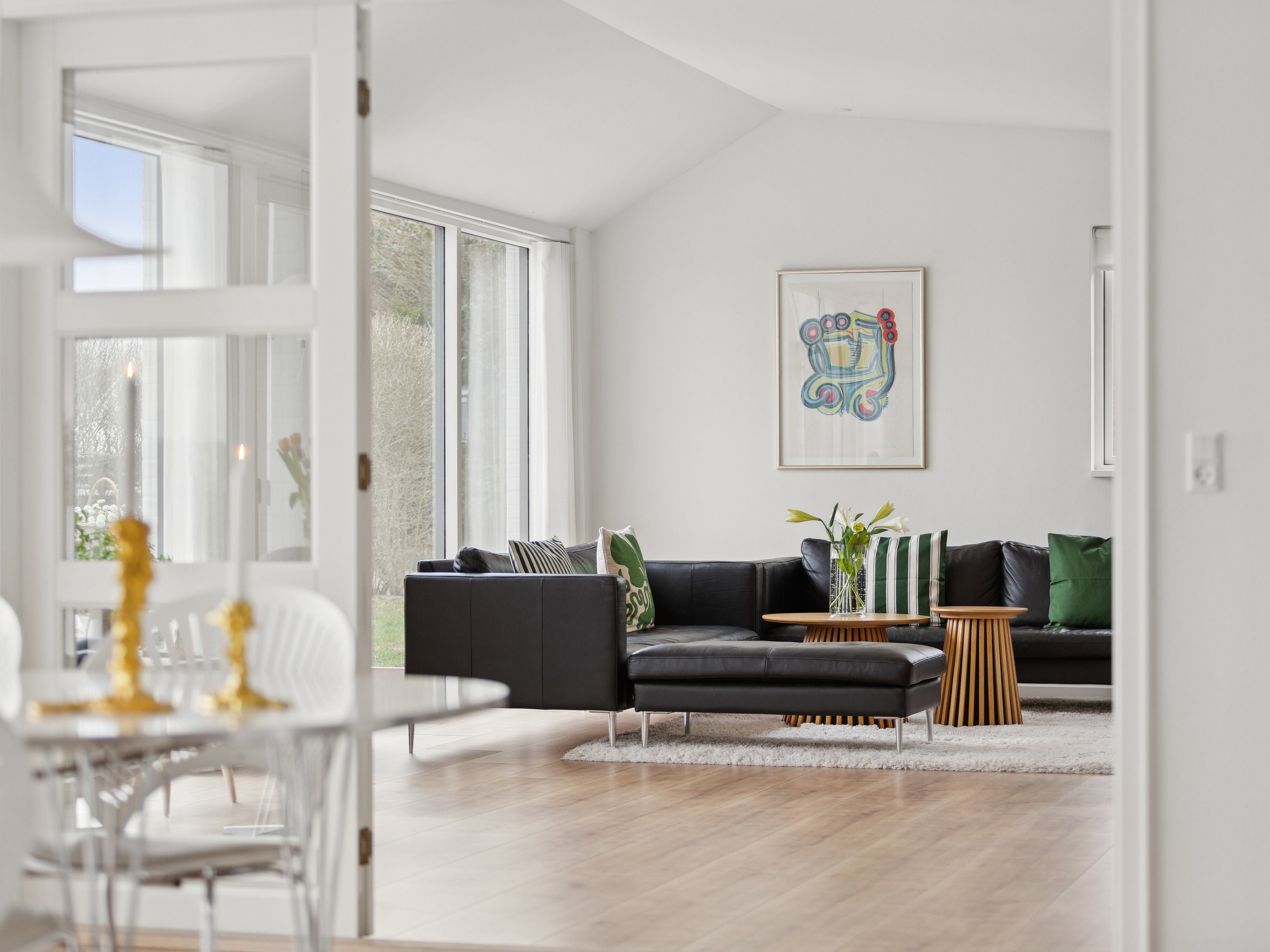 Fremhævet stue billede i fuldskærmstilstand. Billede af Lien 2, 9800 Hjørring