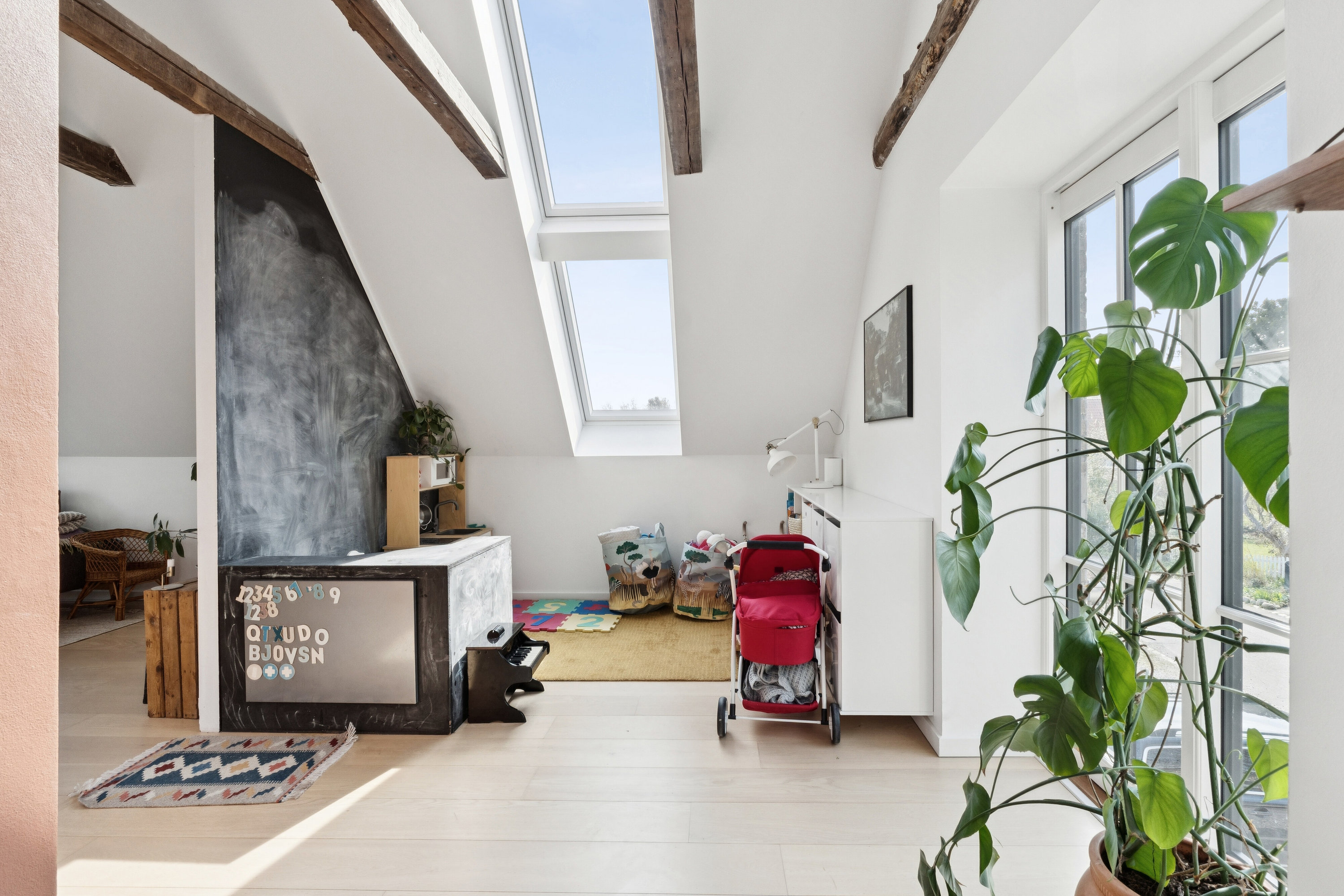 Fremhævet værelse billede i fuldskærmstilstand. Billede af Michael Anchers Vej 15A, 8270 Højbjerg