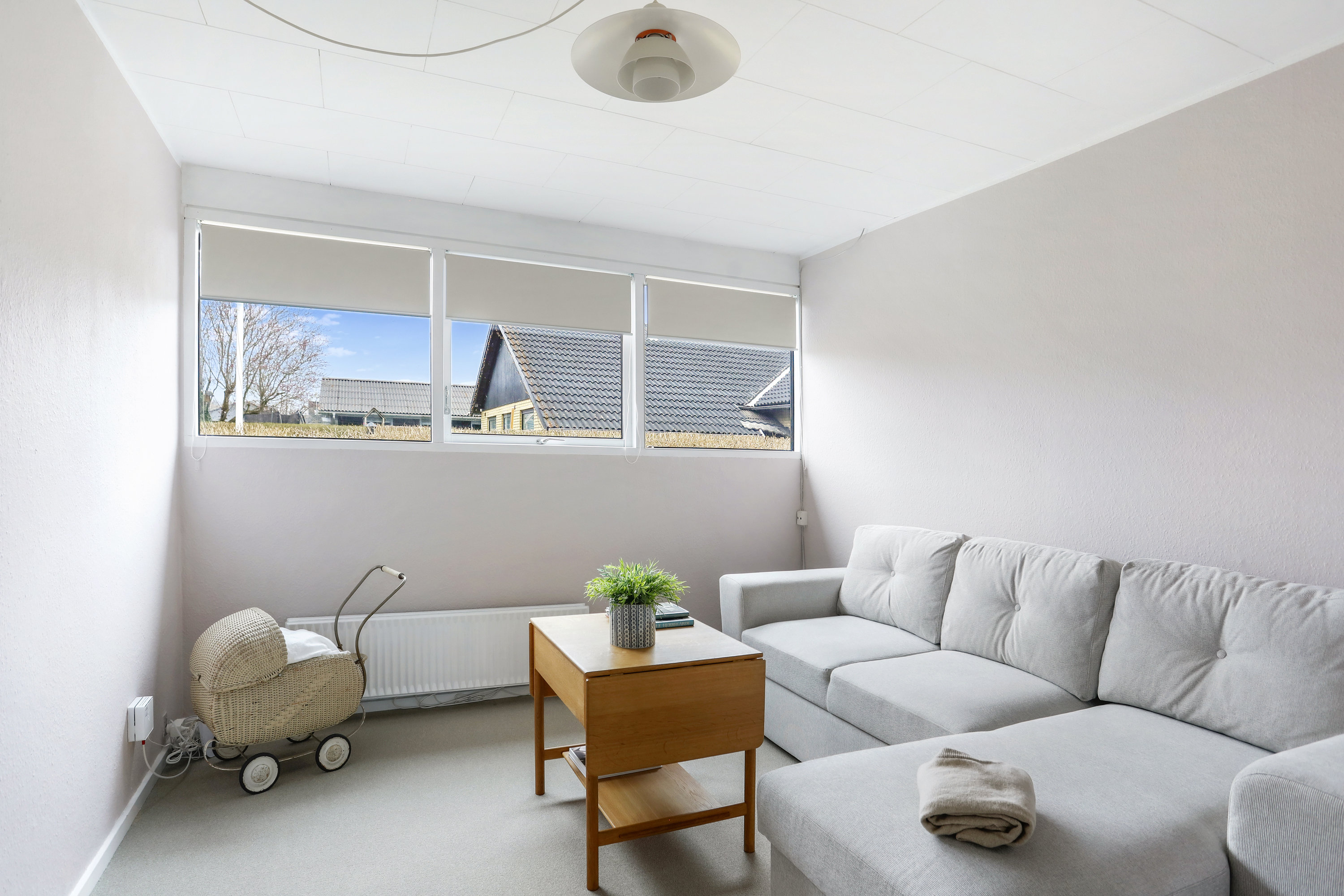 Fremhævet stue billede i fuldskærmstilstand. Billede af Lindeengen 23, 2740 Skovlunde