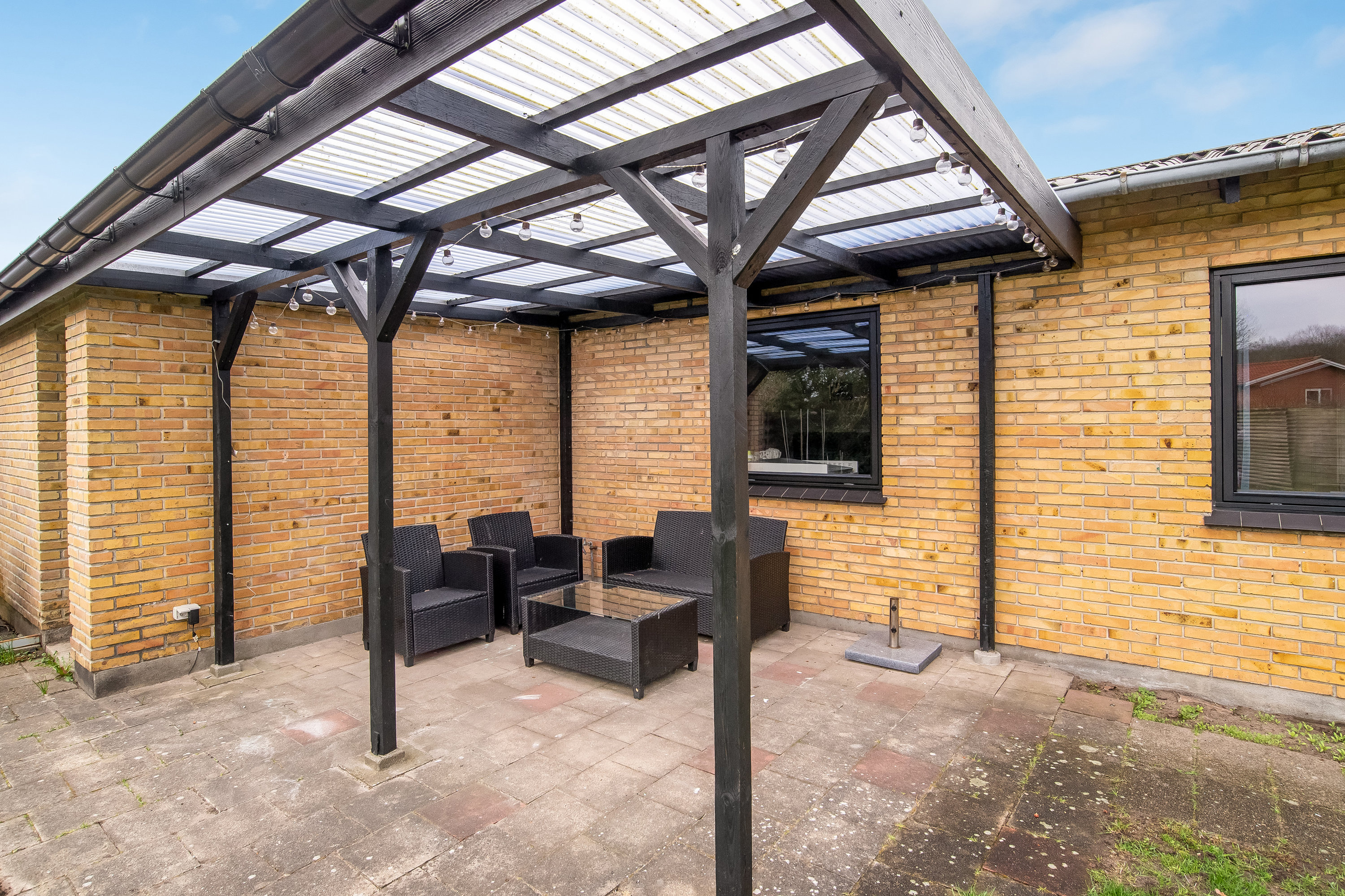 Fremhævet terrasse billede i fuldskærmstilstand. Billede af Kroghsvej 40, 7500 Holstebro
