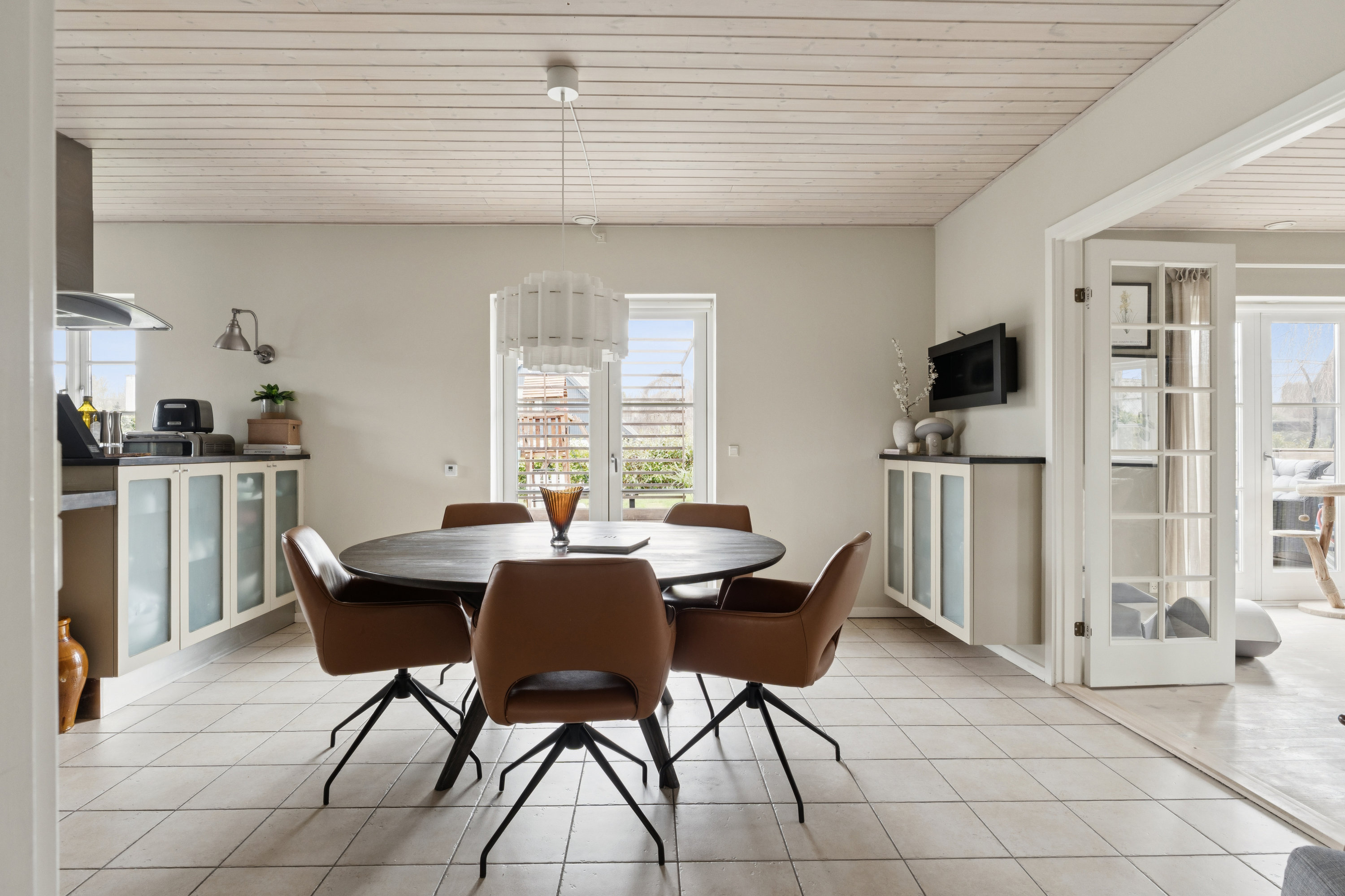 Fremhævet stue billede i fuldskærmstilstand. Billede af Syvendehusvej 21, 2730 Herlev