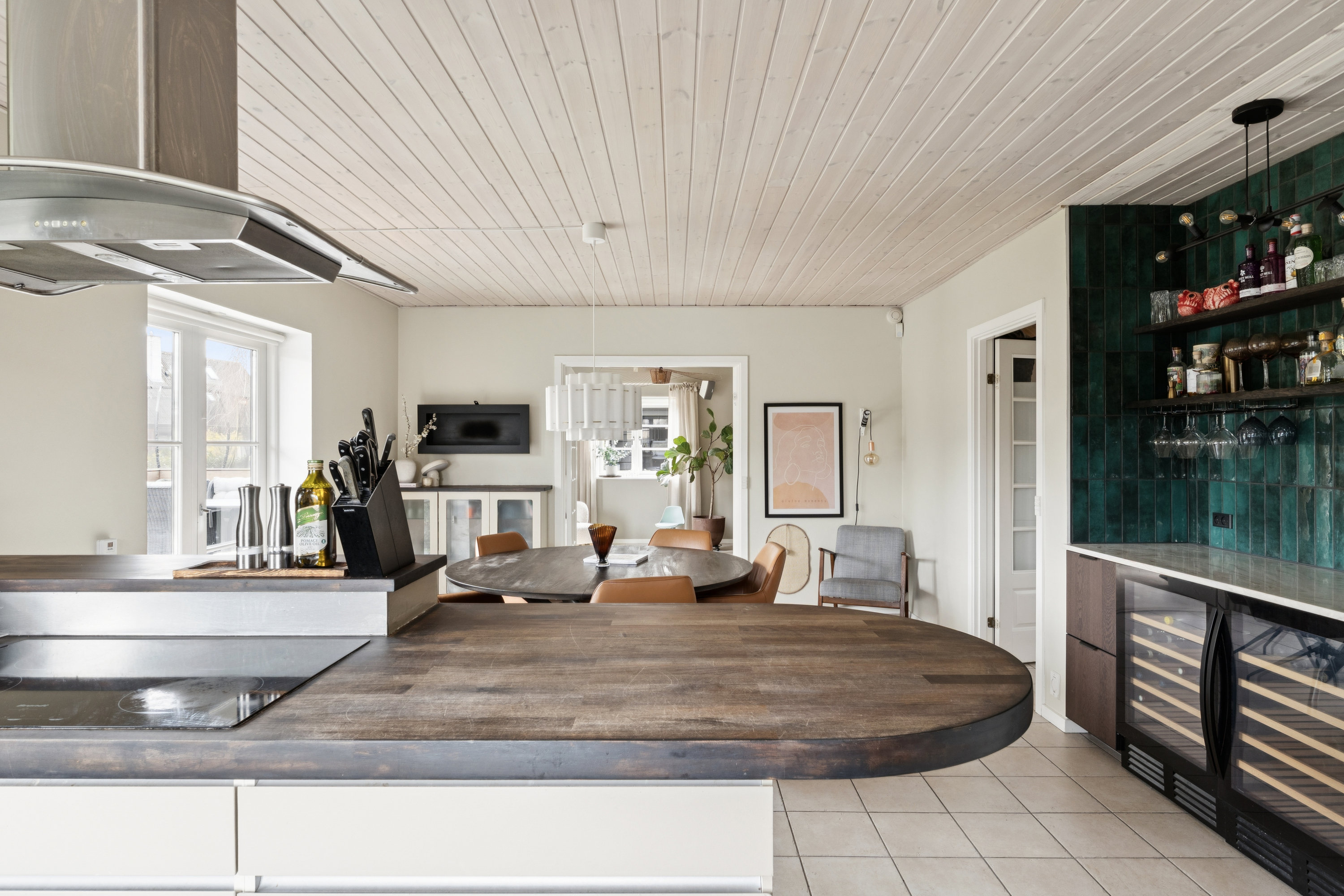 Fremhævet køkken billede i fuldskærmstilstand. Billede af Syvendehusvej 21, 2730 Herlev