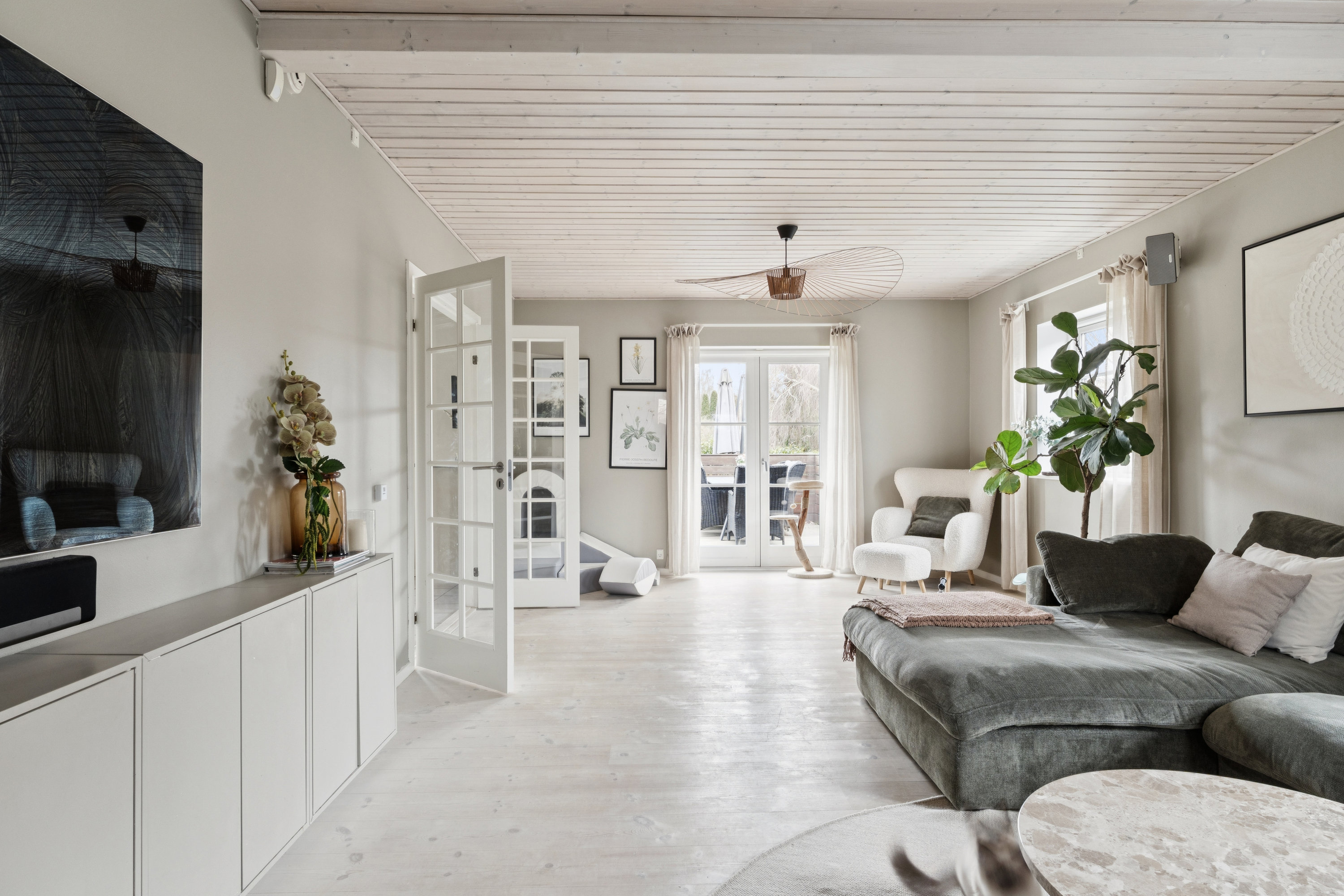 Fremhævet stue billede i fuldskærmstilstand. Billede af Syvendehusvej 21, 2730 Herlev