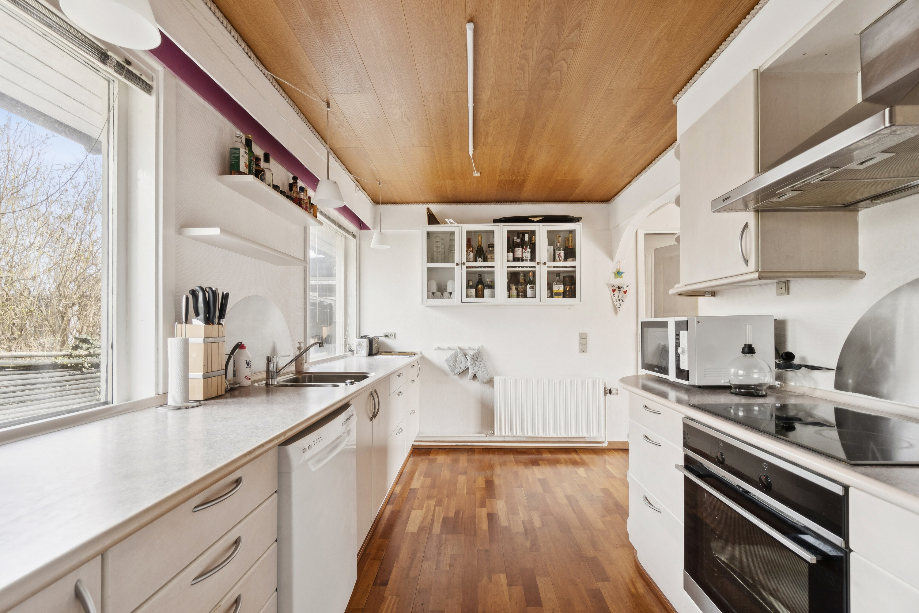 Fremhævet køkken billede i fuldskærmstilstand. Billede af Spurvevænget 7, Nexø, 3730 Nexø