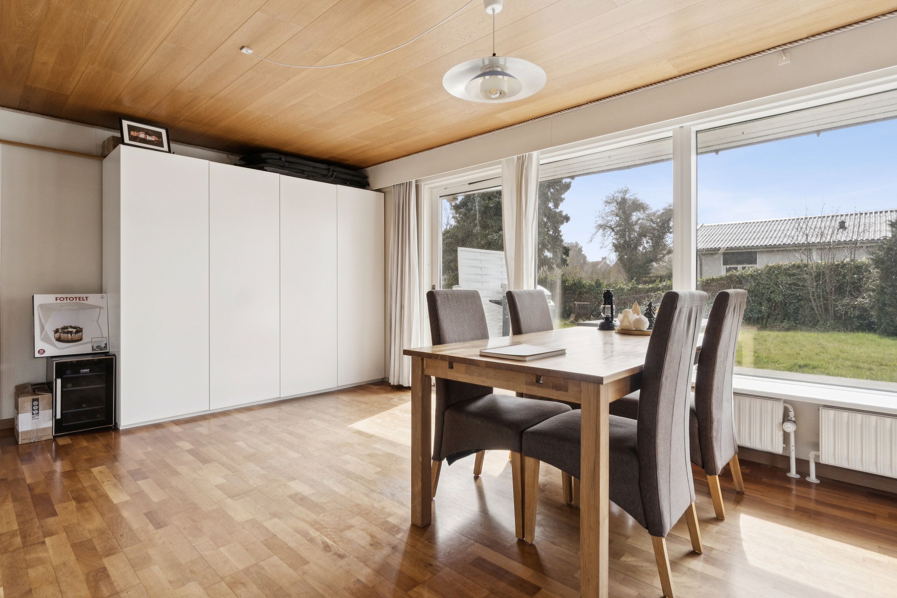 Fremhævet spisestue billede i fuldskærmstilstand. Billede af Spurvevænget 7, Nexø, 3730 Nexø