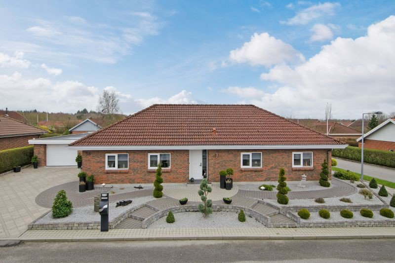 Fremhævet  billede i fuldskærmstilstand. Billede af Gyvellunden 34, 6800 Varde