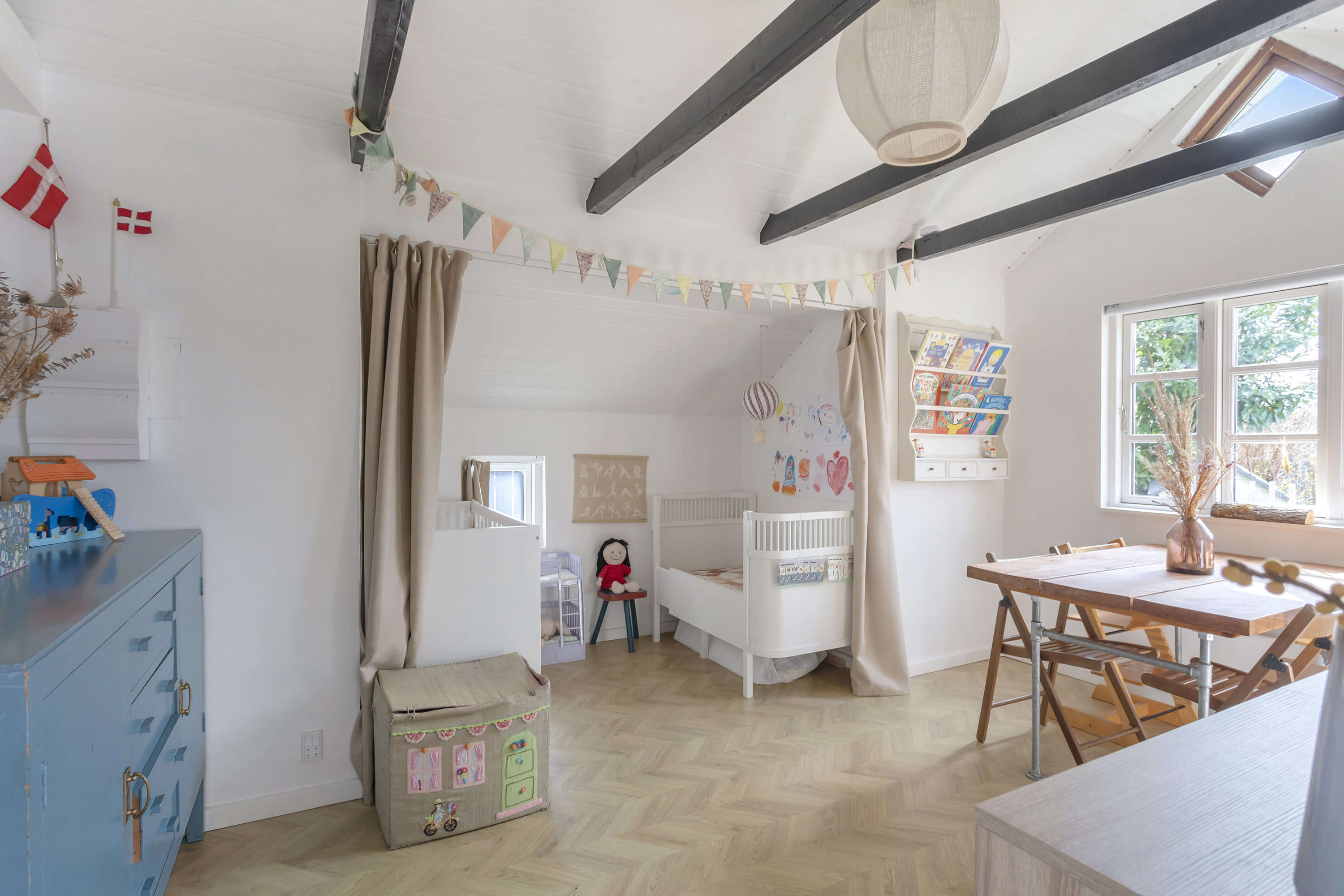 Fremhævet værelse billede i fuldskærmstilstand. Billede af Hf. Sano 122, 2770 Kastrup