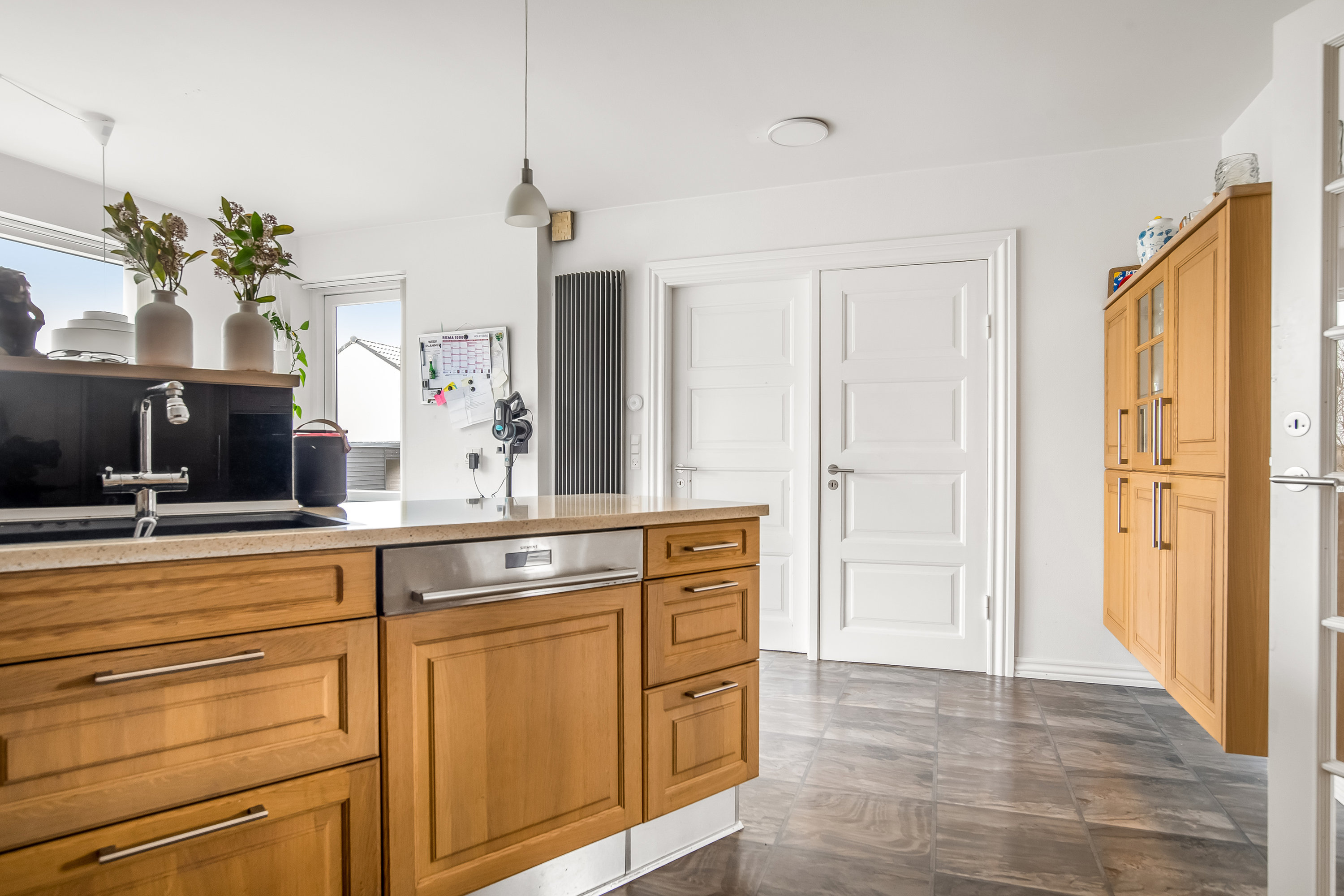 Fremhævet køkken billede i fuldskærmstilstand. Billede af Fjald 6, Halgårde, 7500 Holstebro