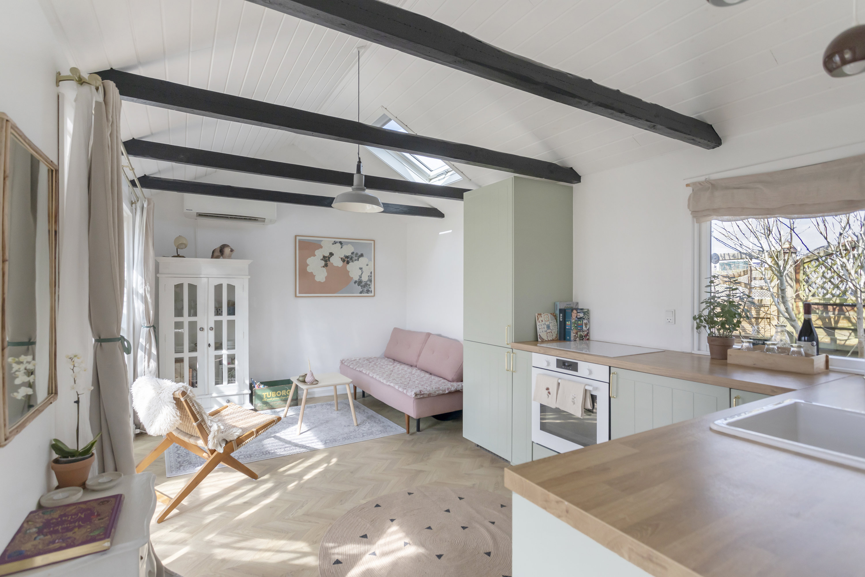 Fremhævet værelse billede i fuldskærmstilstand. Billede af Hf. Sano 122, 2770 Kastrup