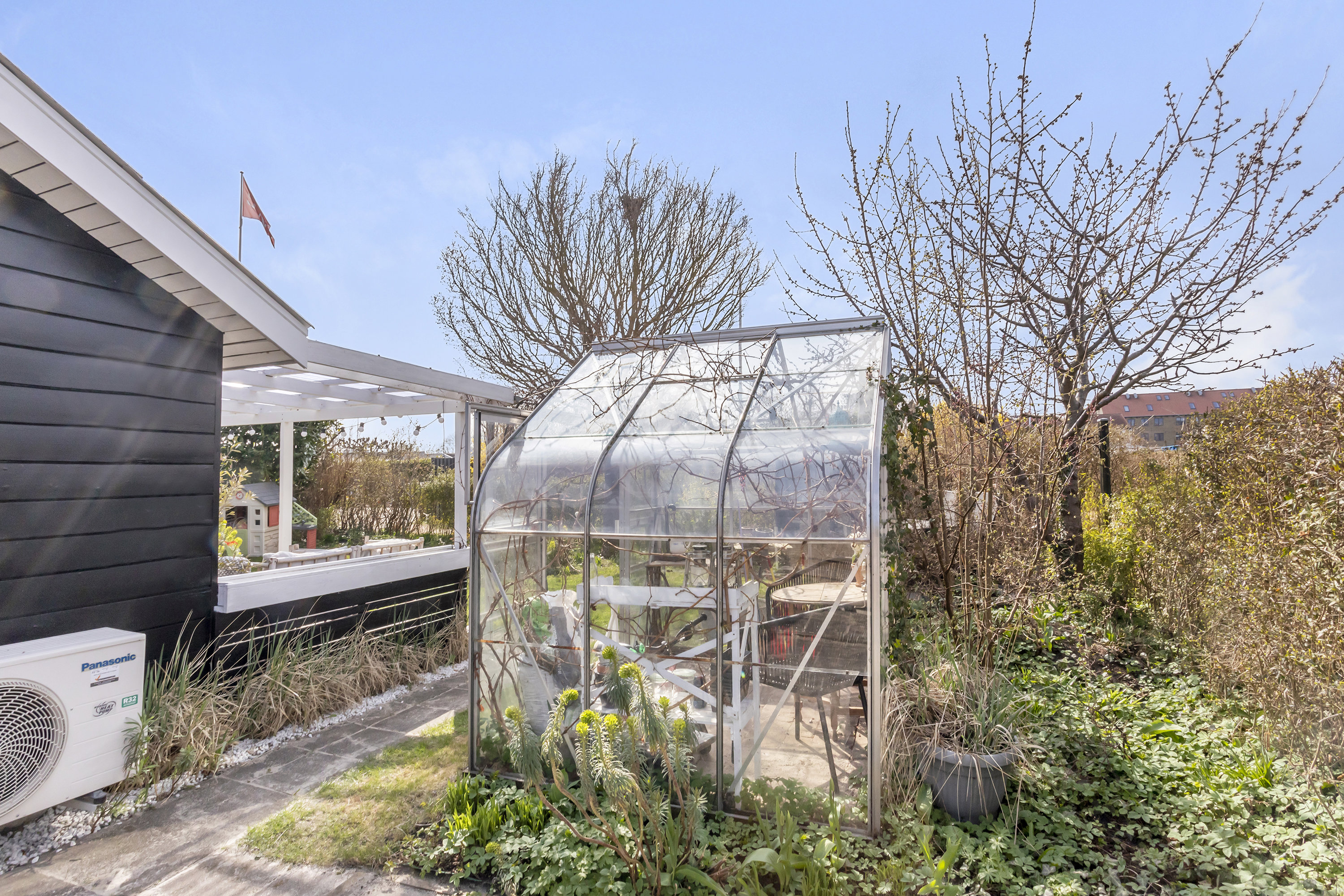 Fremhævet have billede i fuldskærmstilstand. Billede af Hf. Sano 122, 2770 Kastrup