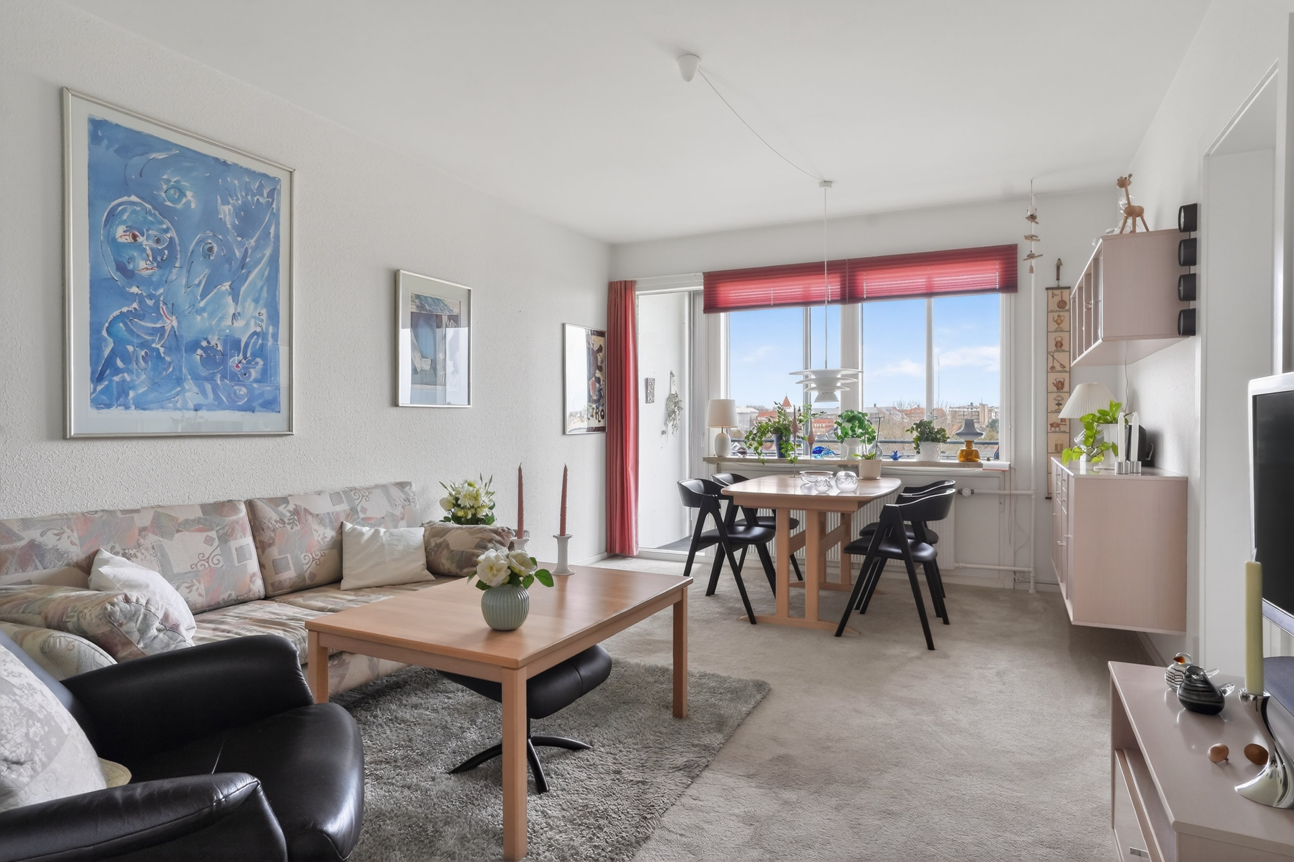 Fremhævet stue billede i fuldskærmstilstand. Billede af Dalstrøget 120, 5., 2870 Dyssegård