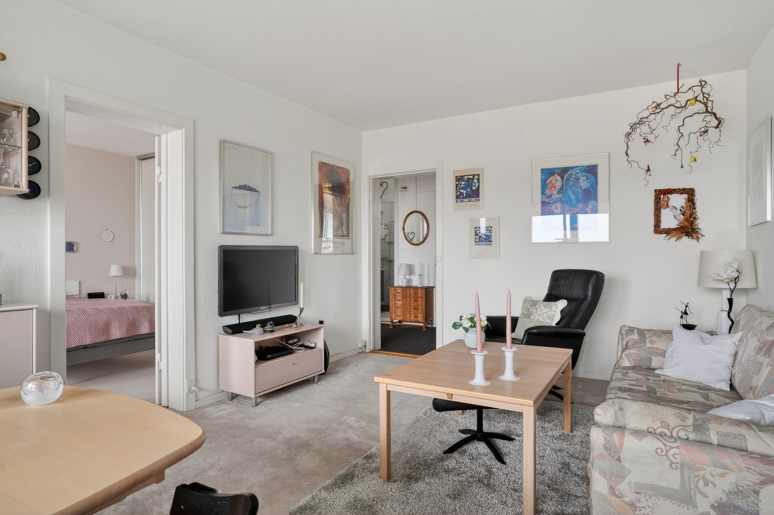 Fremhævet stue billede i fuldskærmstilstand. Billede af Dalstrøget 120, 5., 2870 Dyssegård