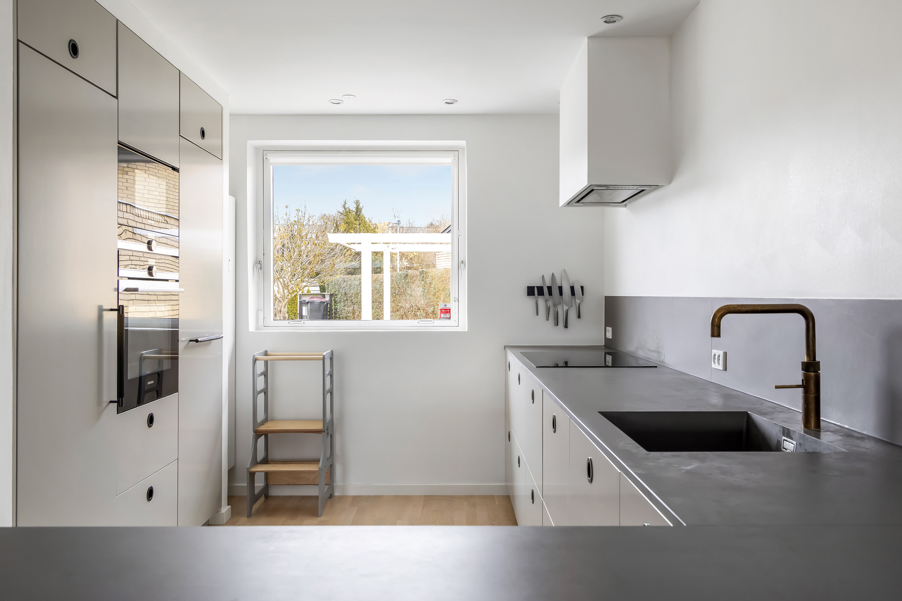 Fremhævet køkken billede i fuldskærmstilstand. Billede af Snerlevej 11, 3600 Frederikssund