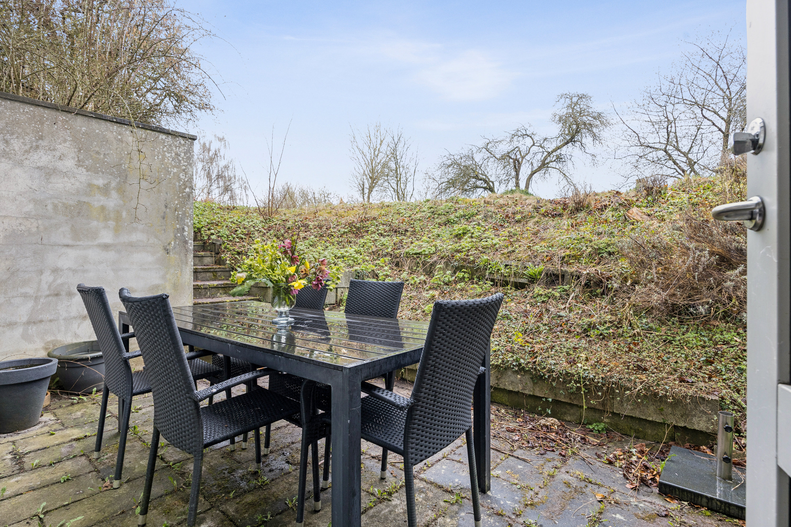 Fremhævet terrasse billede i fuldskærmstilstand. Billede af Krogvej 4, Stubberup, 4140 Borup