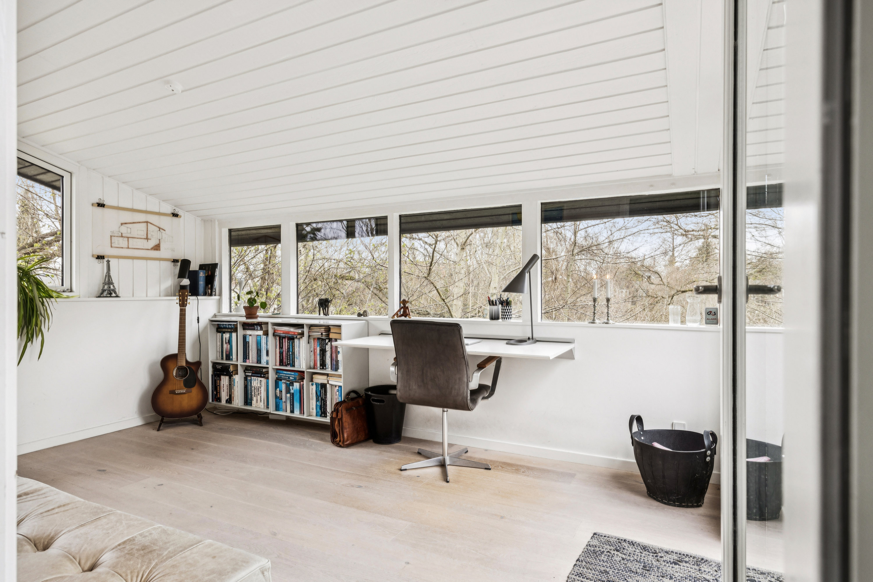 Fremhævet stue billede i fuldskærmstilstand. Billede af Glaciset 44B, 2800 Kongens Lyngby