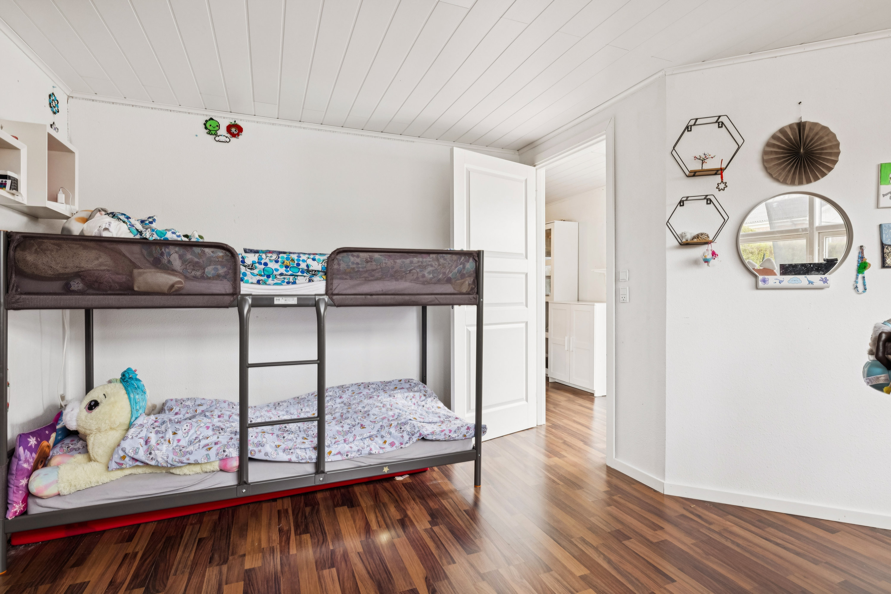 Fremhævet stue billede i fuldskærmstilstand. Billede af Egevænget 8, 7850 Stoholm Jyll