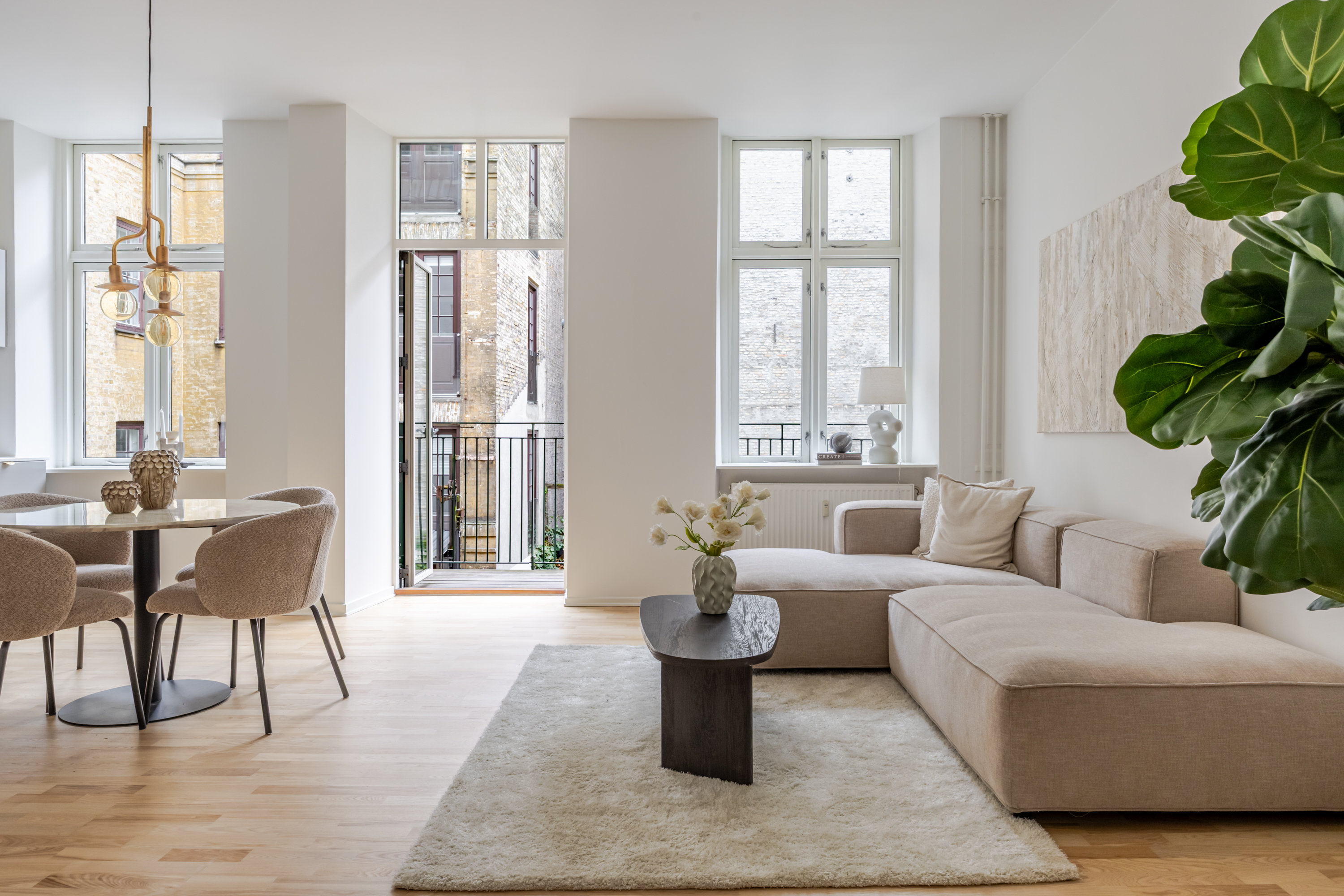 Fremhævet andet billede i fuldskærmstilstand. Billede af Nørregade 36A, 1. th., 1165 København K