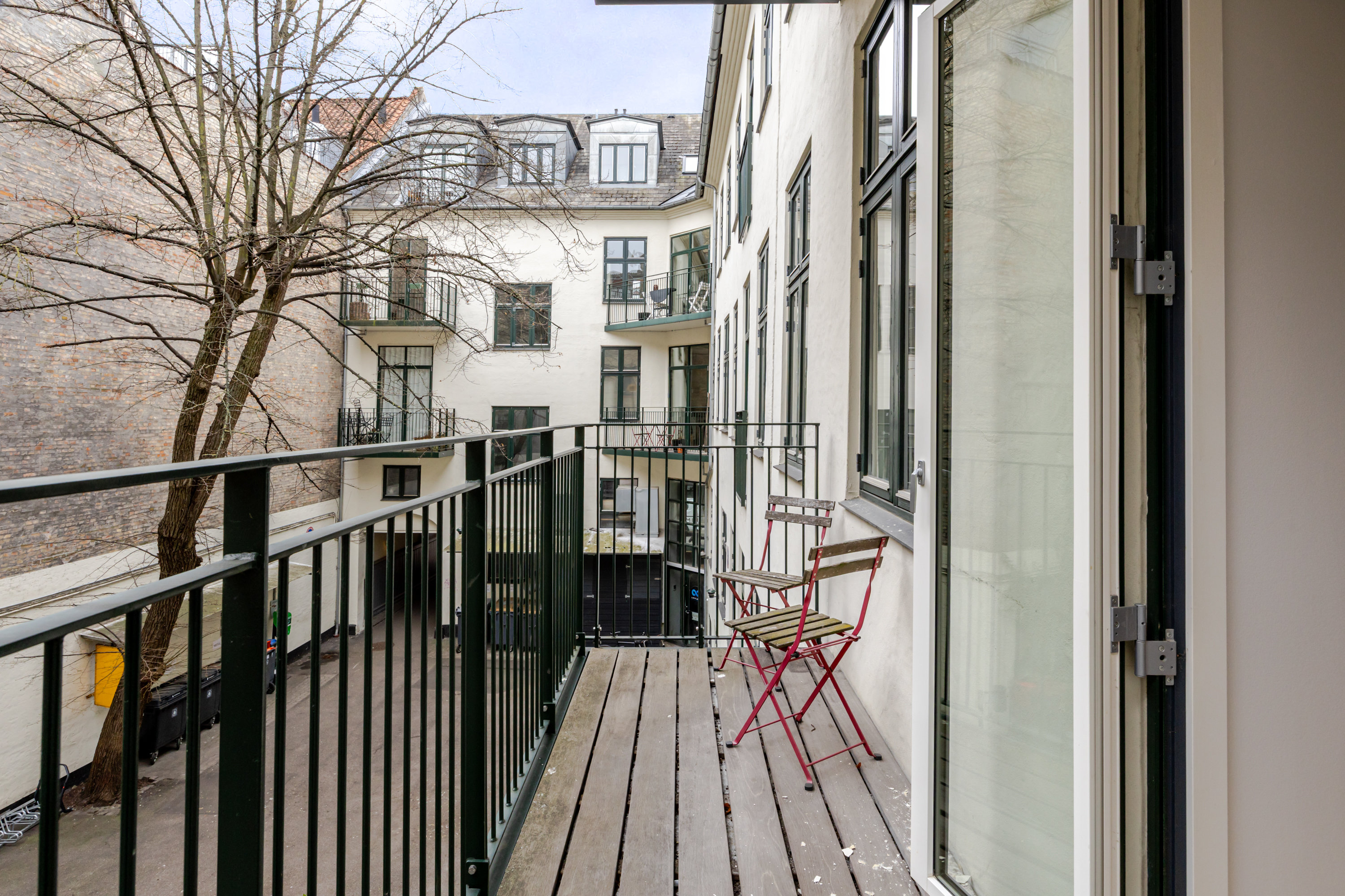 Fremhævet andet billede i fuldskærmstilstand. Billede af Nørregade 36A, 1. th., 1165 København K