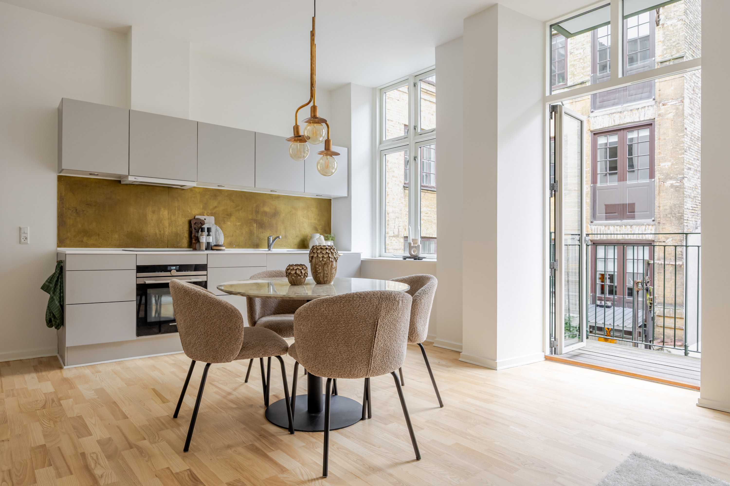 Fremhævet andet billede i fuldskærmstilstand. Billede af Nørregade 36A, 1. th., 1165 København K