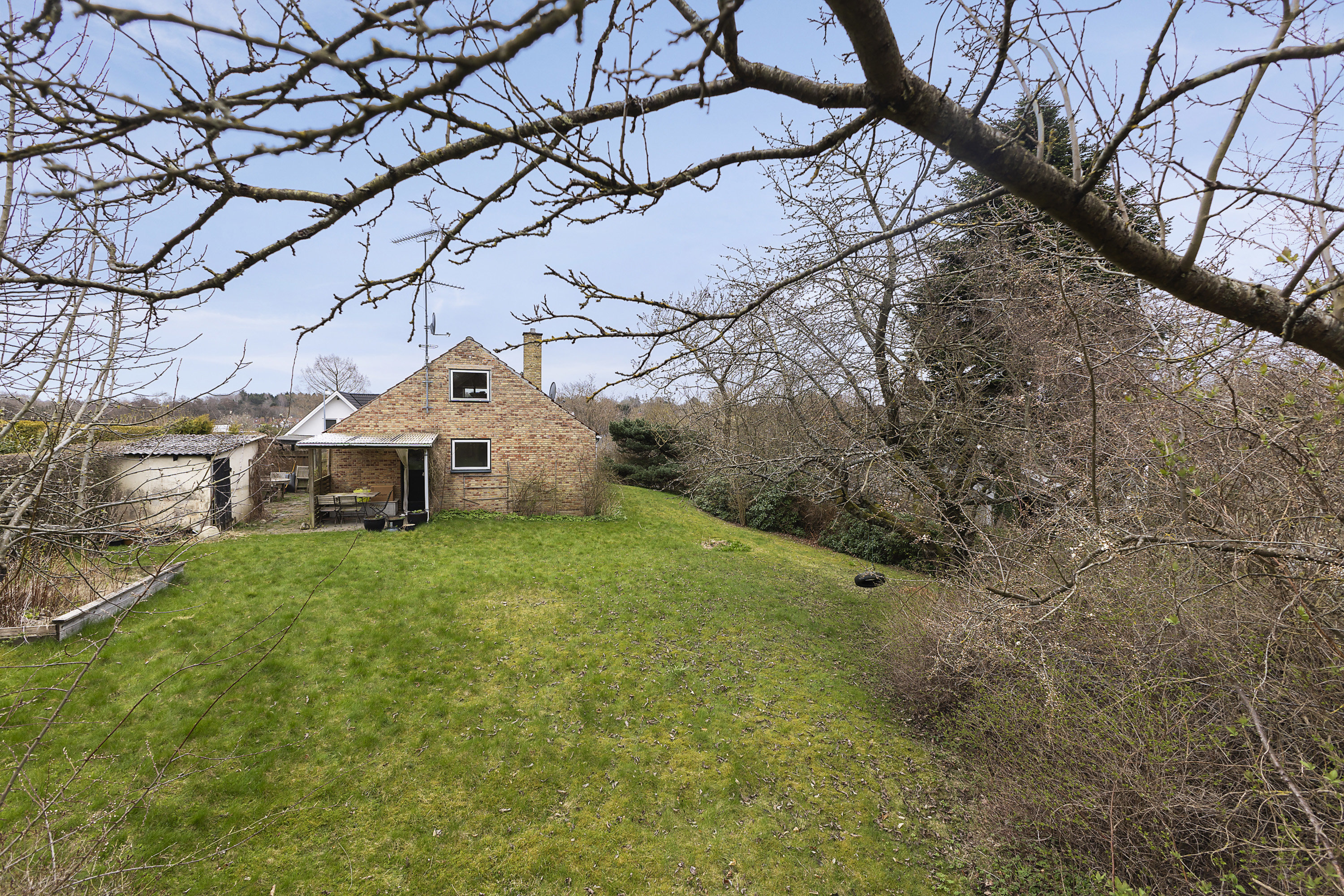 Fremhævet ejendommen billede i fuldskærmstilstand. Billede af Toftebjergvej 35, 2970 Hørsholm