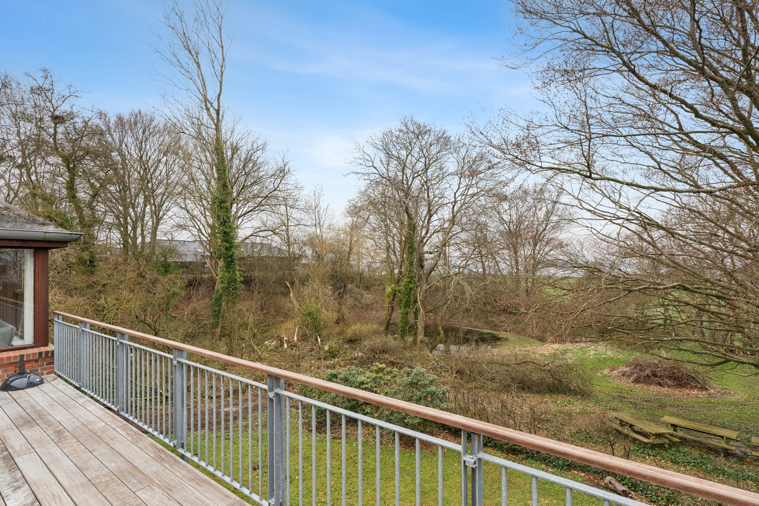 Fremhævet have billede i fuldskærmstilstand. Billede af Solbakken 44, 9240 Nibe