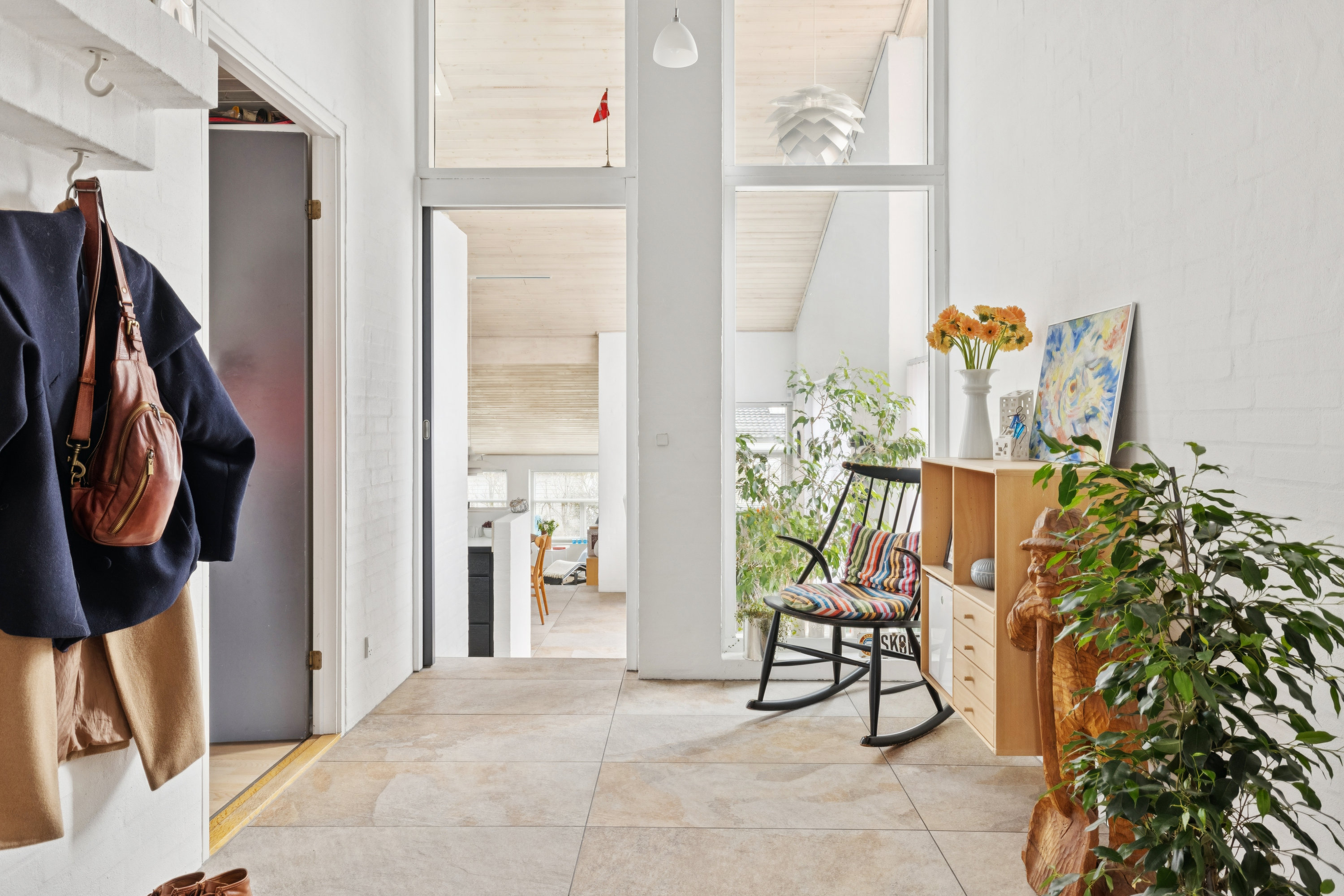 Fremhævet stue billede i fuldskærmstilstand. Billede af Stejlbjerg 37, 8543 Hornslet