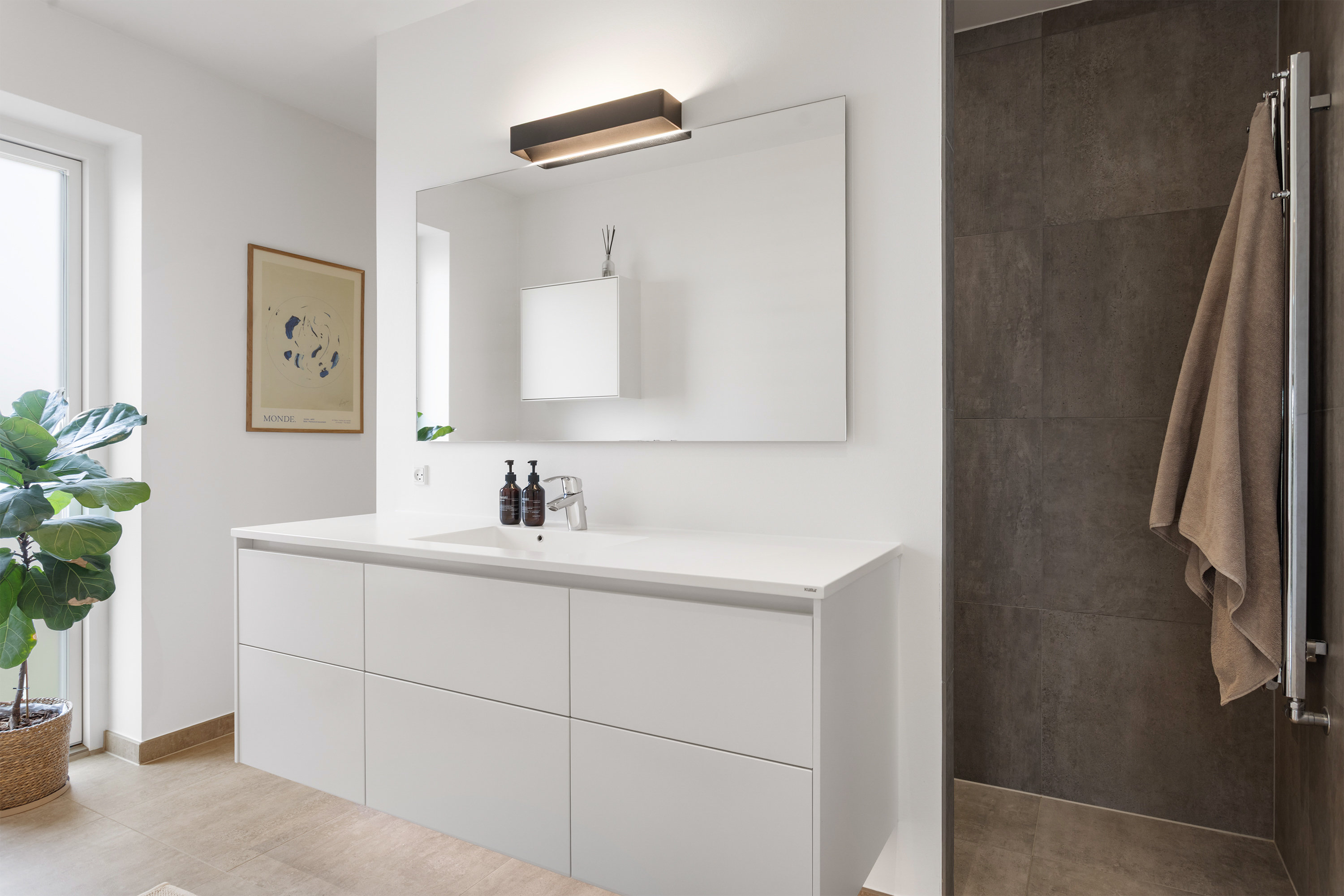 Fremhævet badeværelse billede i fuldskærmstilstand. Billede af Golfvej 62, 9900 Frederikshavn