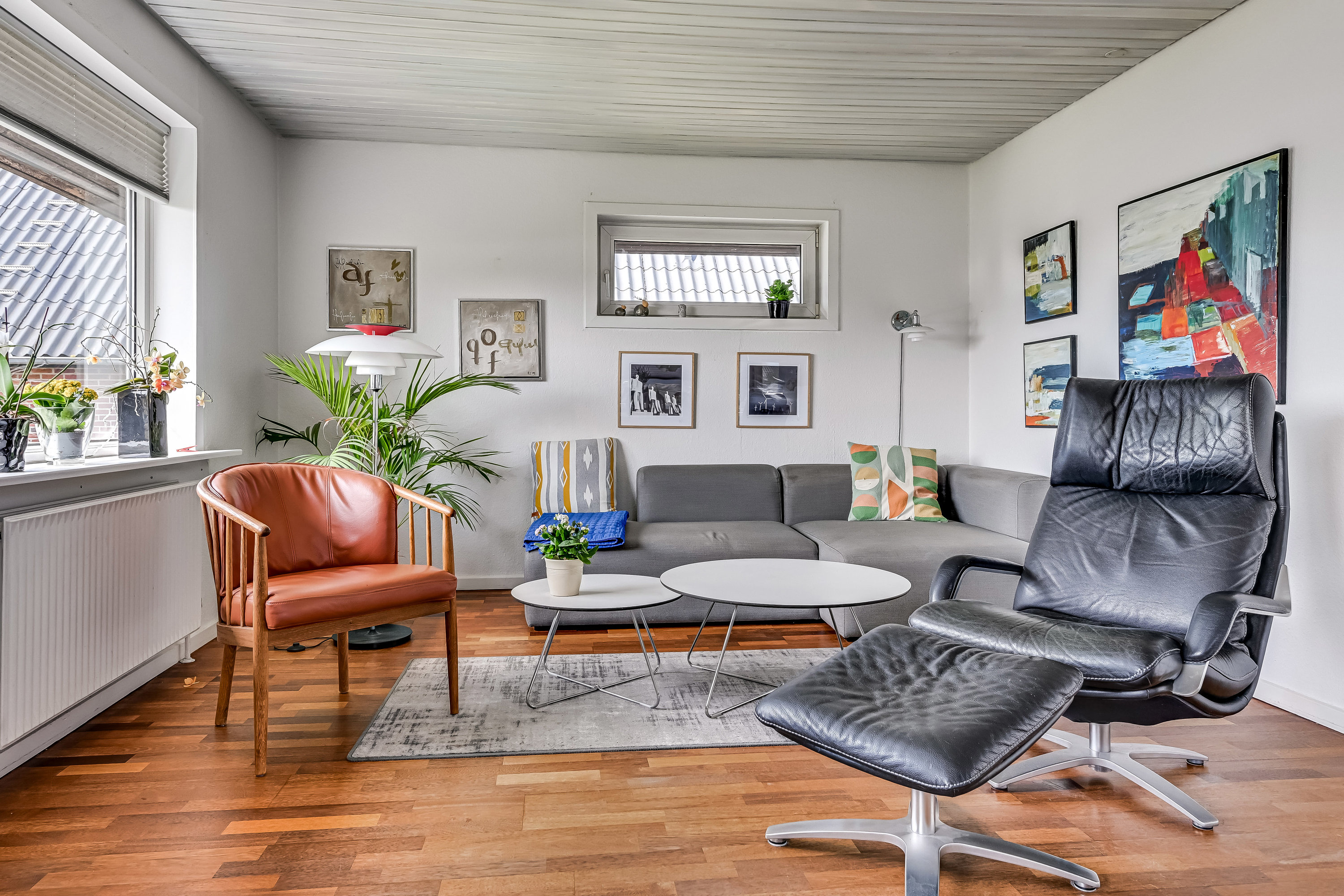 Fremhævet stue billede i fuldskærmstilstand. Billede af Sandbakken 9, 6710 Esbjerg V