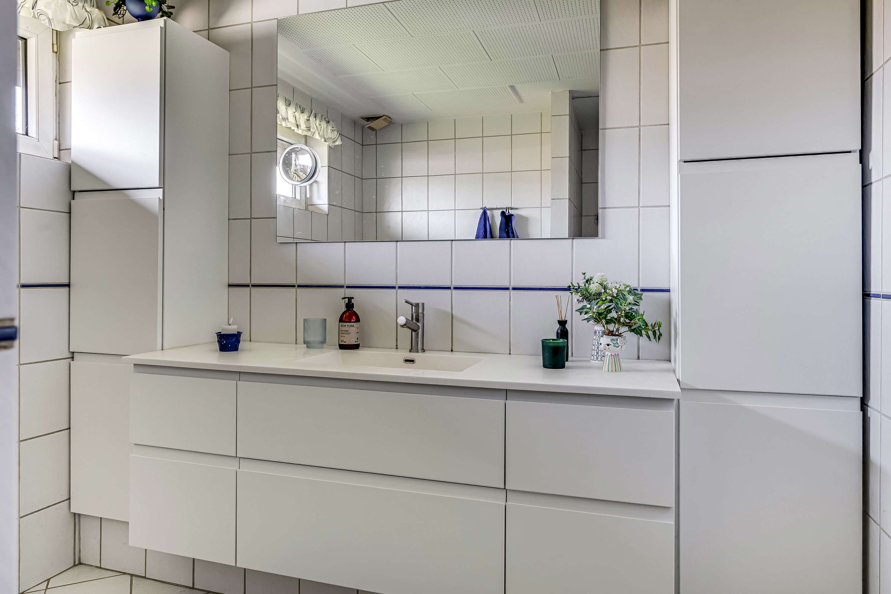 Fremhævet badeværelse billede i fuldskærmstilstand. Billede af Sandbakken 9, 6710 Esbjerg V