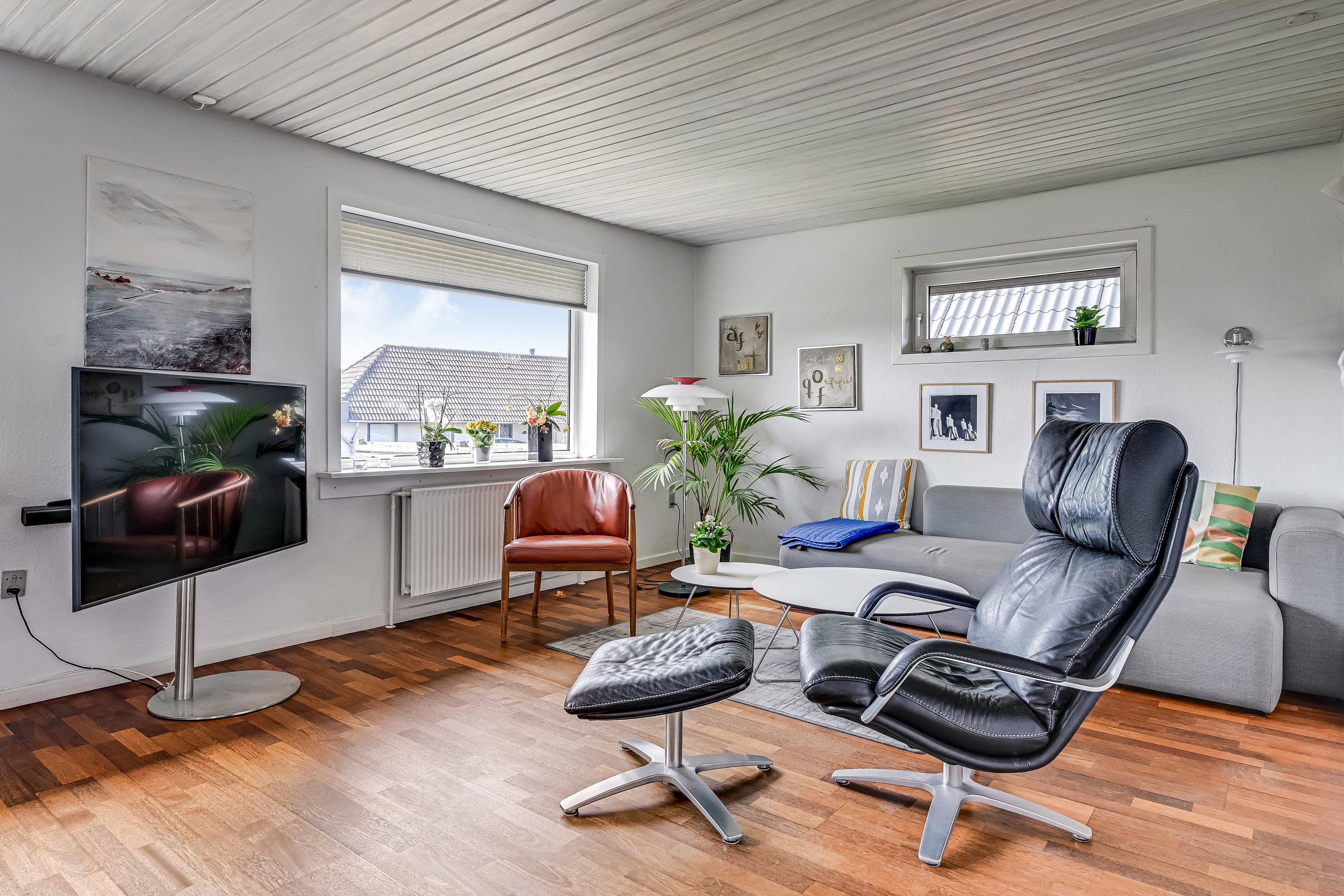 Fremhævet stue billede i fuldskærmstilstand. Billede af Sandbakken 9, 6710 Esbjerg V