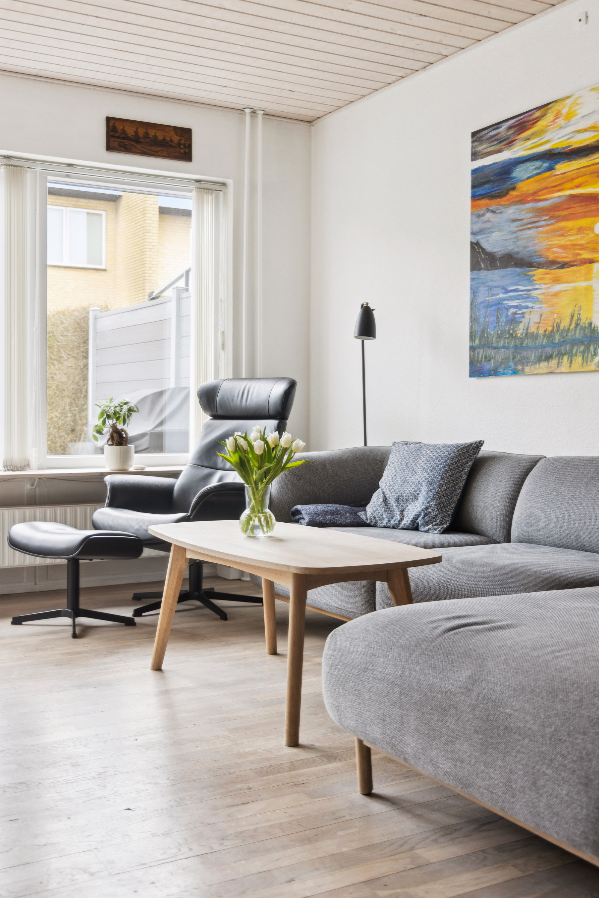 Fremhævet stue billede i fuldskærmstilstand. Billede af Lindholmsvej 89B, 9400 Nørresundby