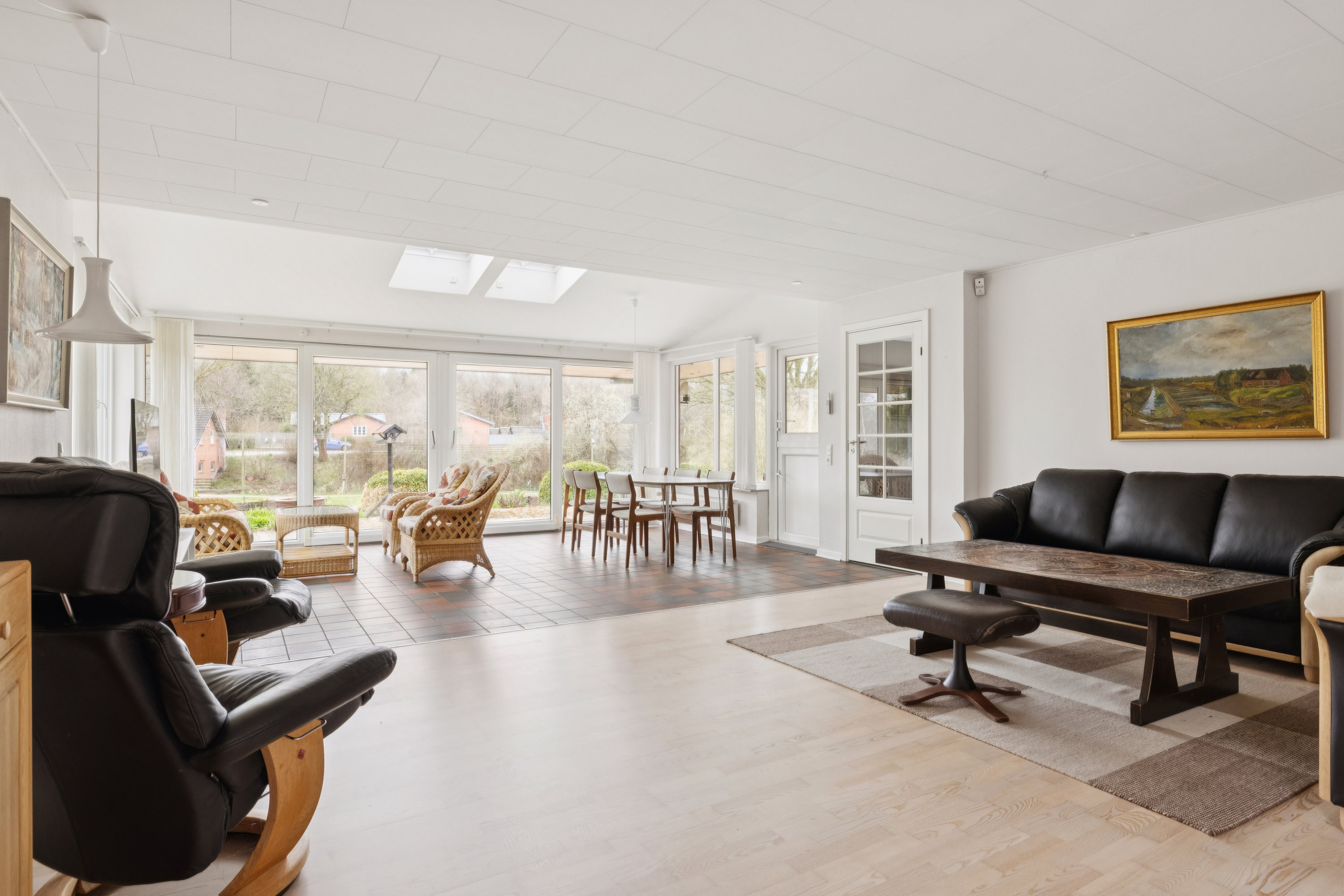 Fremhævet stue billede i fuldskærmstilstand. Billede af Nørrehedevej 17, Sjørup, 8800 Viborg