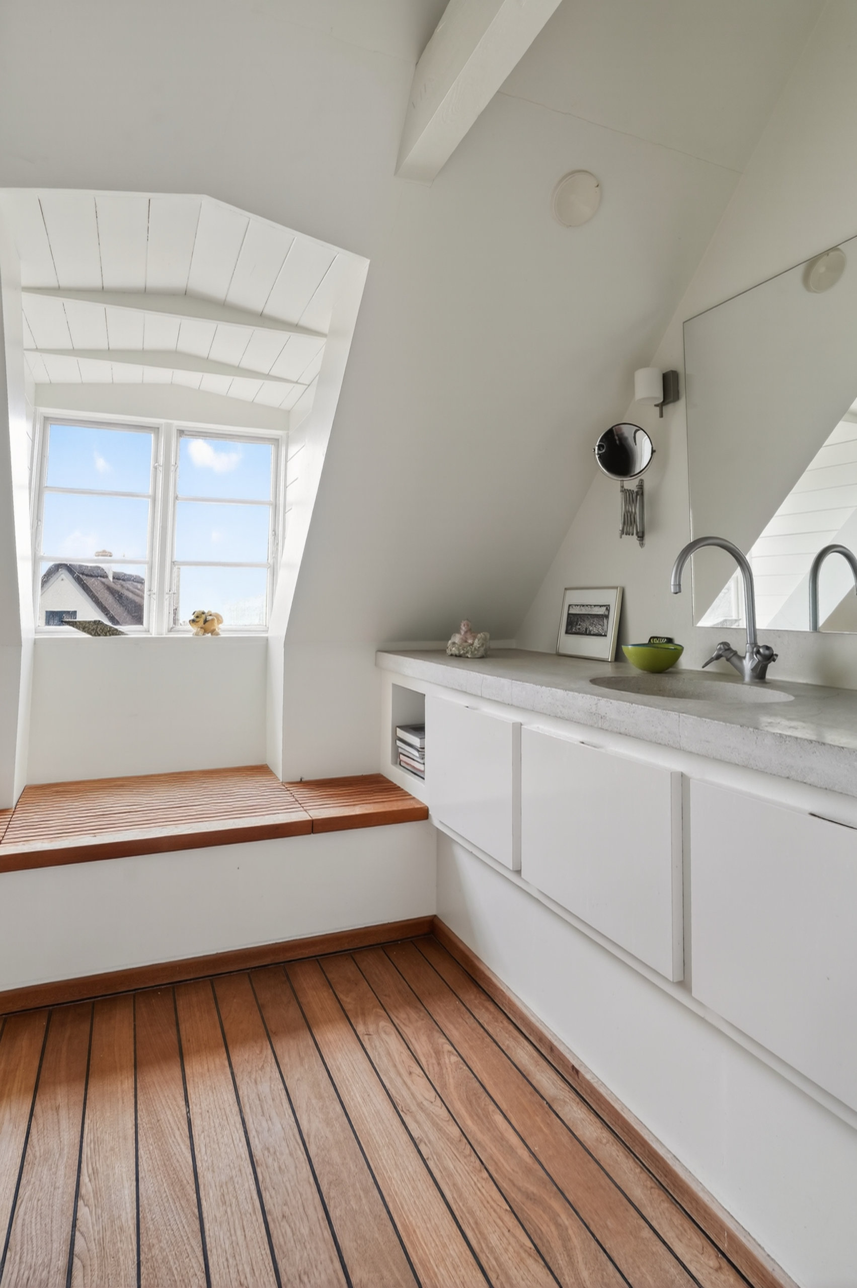 Fremhævet badeværelse billede i fuldskærmstilstand. Billede af Løvstræde 4, 4581 Rørvig