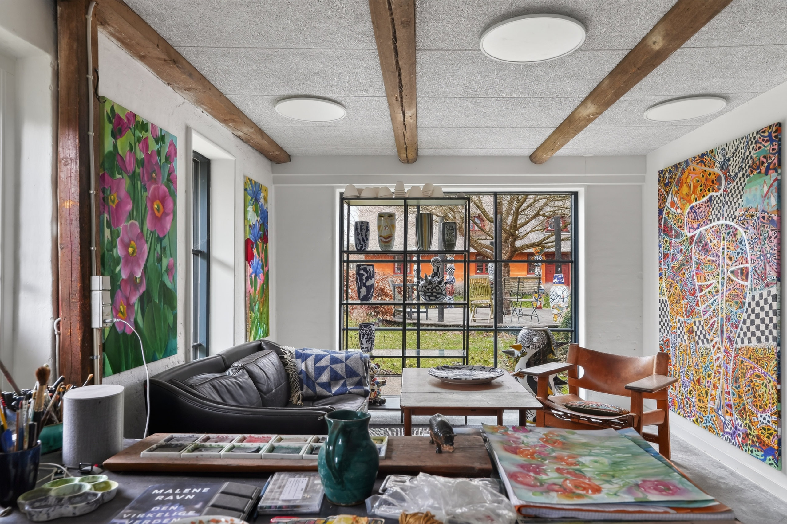 Fremhævet stue billede i fuldskærmstilstand. Billede af Løvstræde 4, 4581 Rørvig